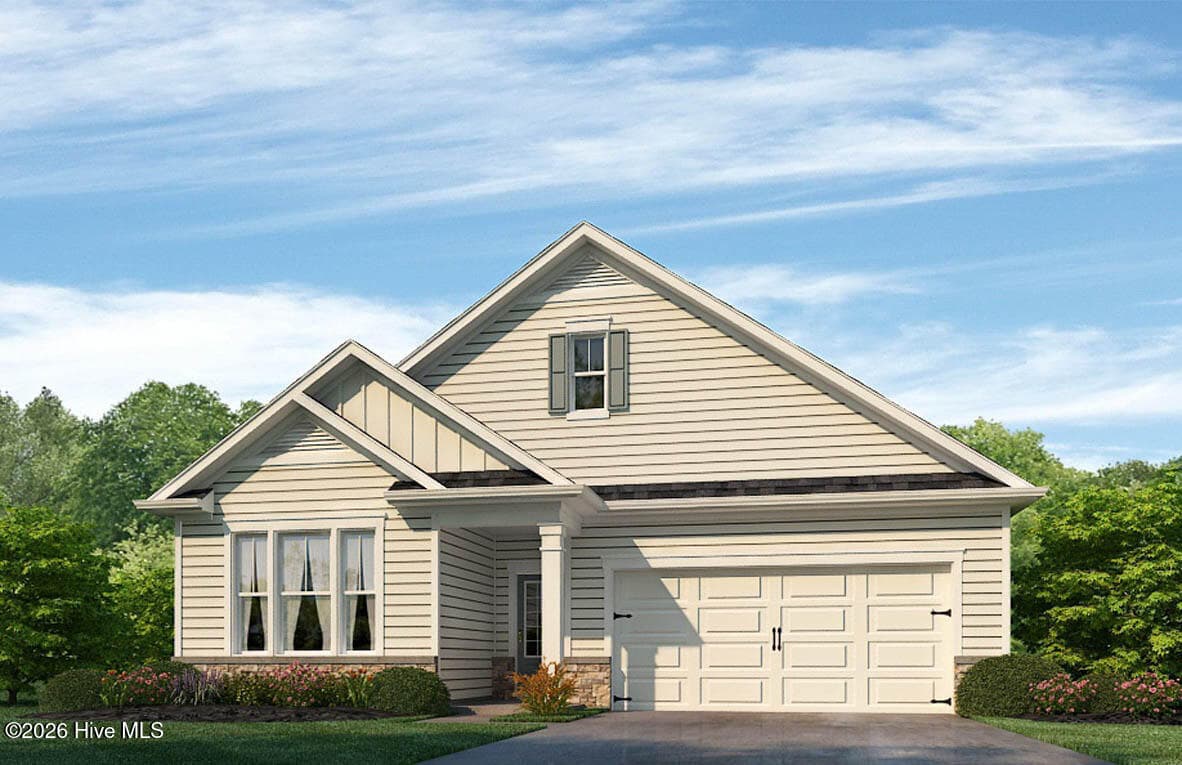 Front of 7005 Bayberry Park Drive, New Bern, NC 28562