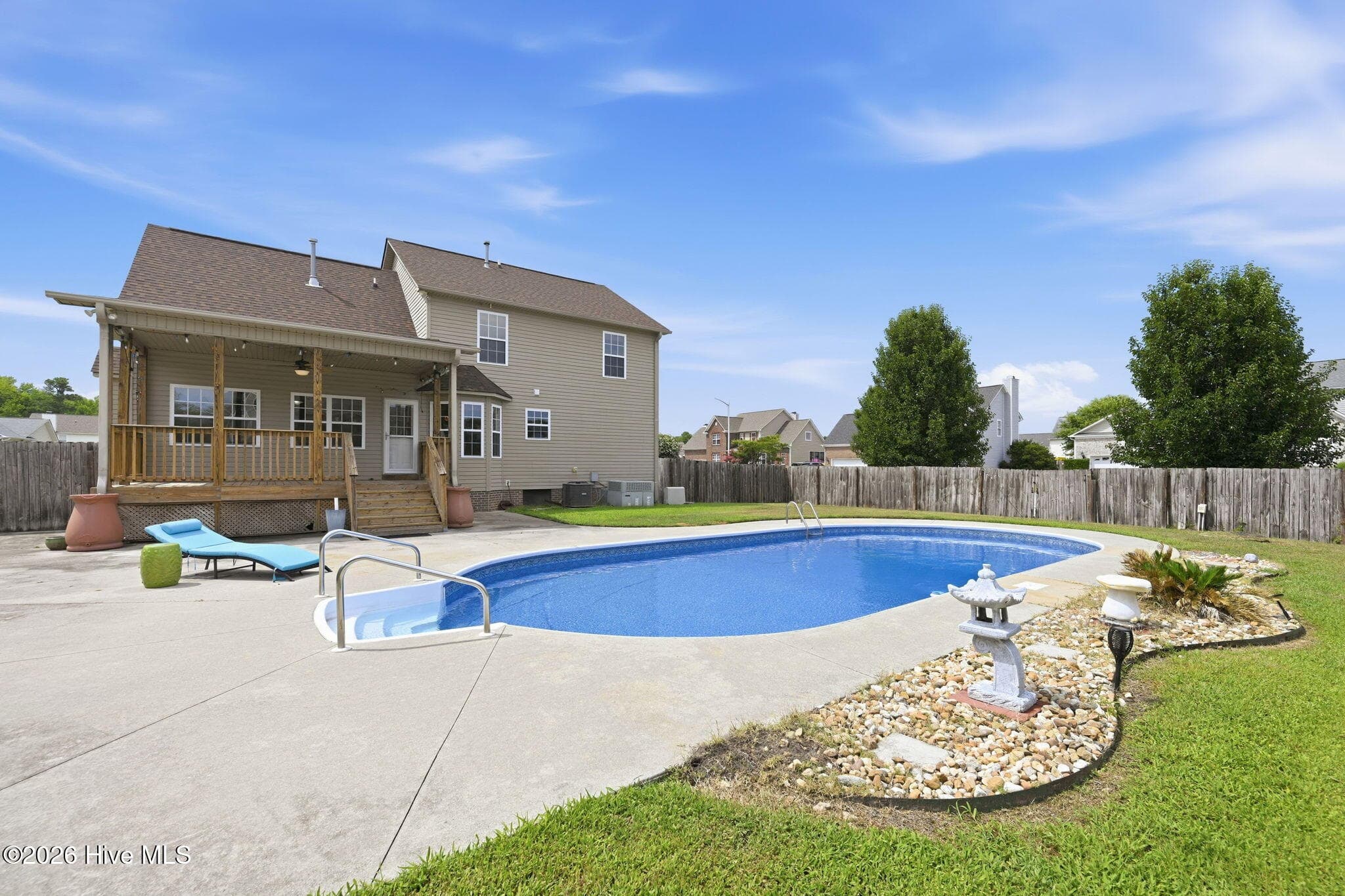 Front of 101 Ellington Place, Jacksonville, NC 28540