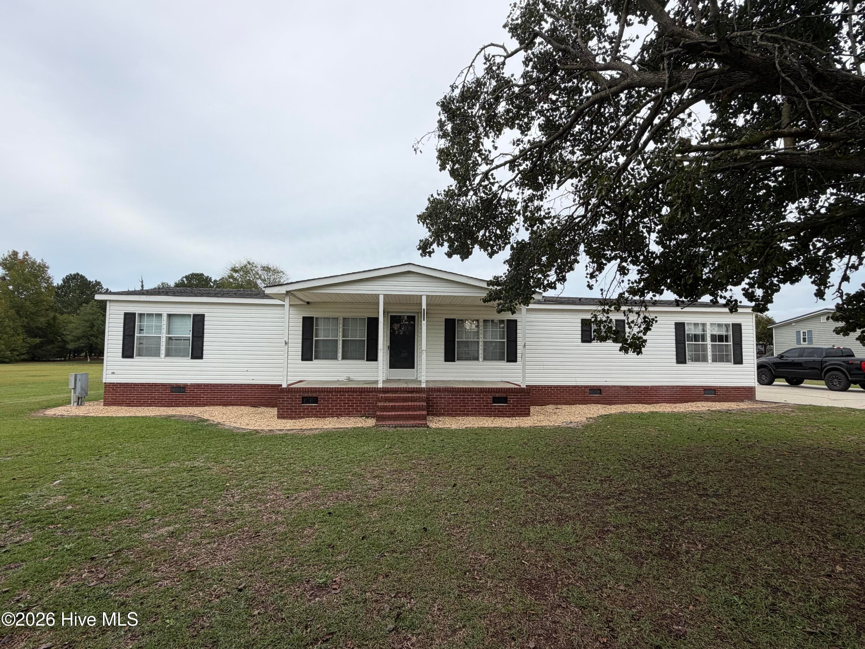 Front of 3760 Sean Drive, La Grange, NC 28551