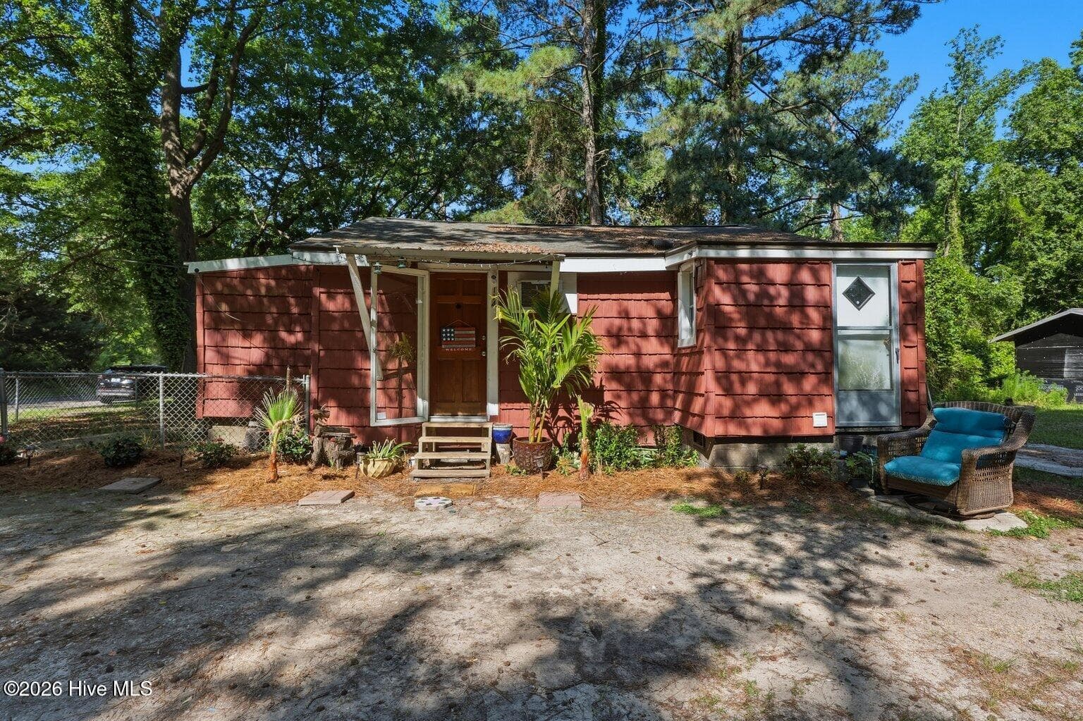 Front of 114 W Washington Street, Warsaw, NC 28398