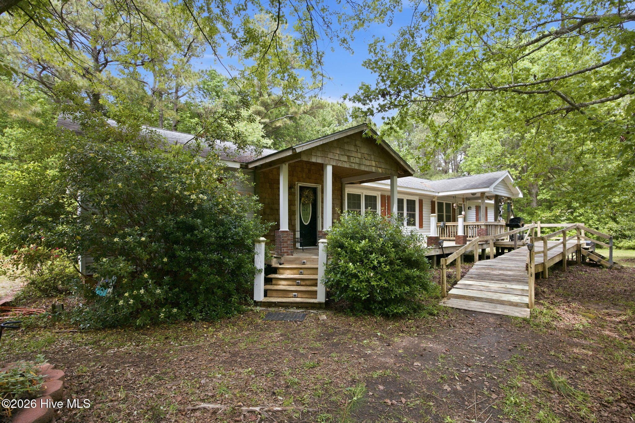 Front of 104 Old River Road, Beaufort, NC 28516