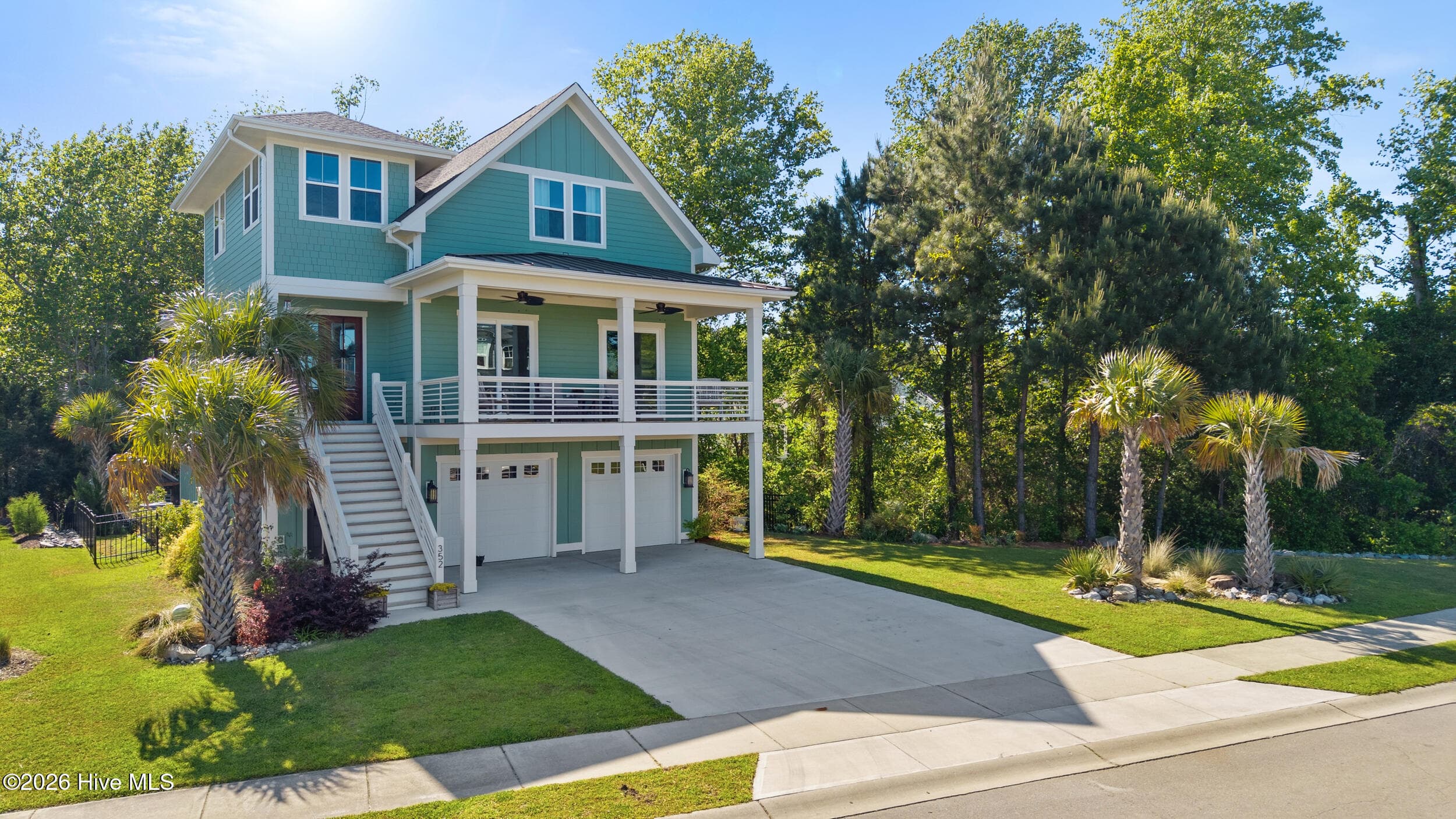 Front of 352 Summerhouse Drive, Holly Ridge, NC 28445