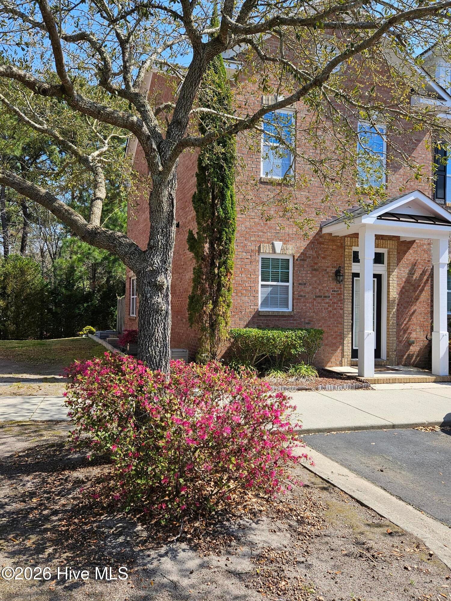 Front of 4838 Exton Park Loop, Castle Hayne, NC 28429