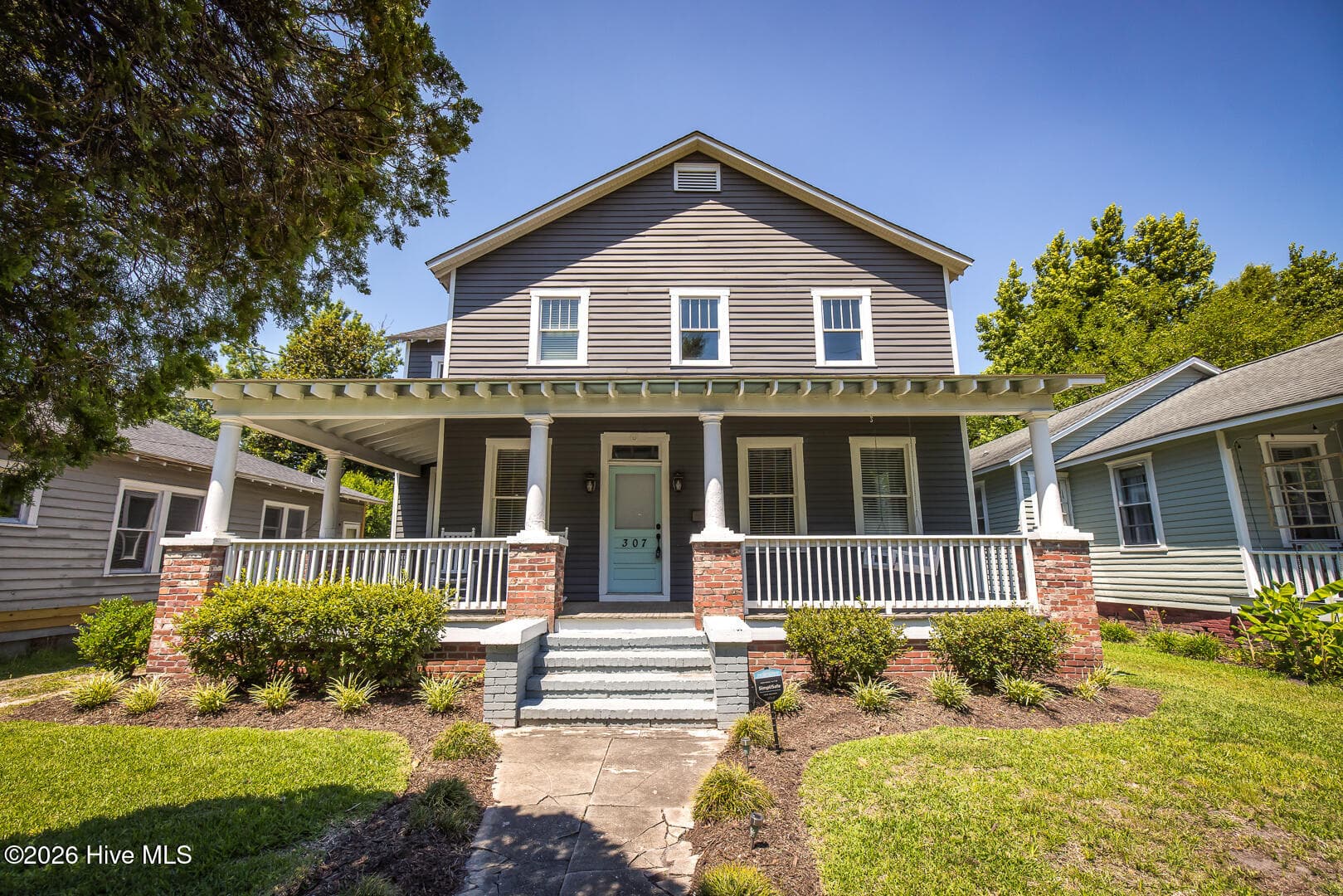 Front of 307 N 16th Street, Wilmington, NC 28401