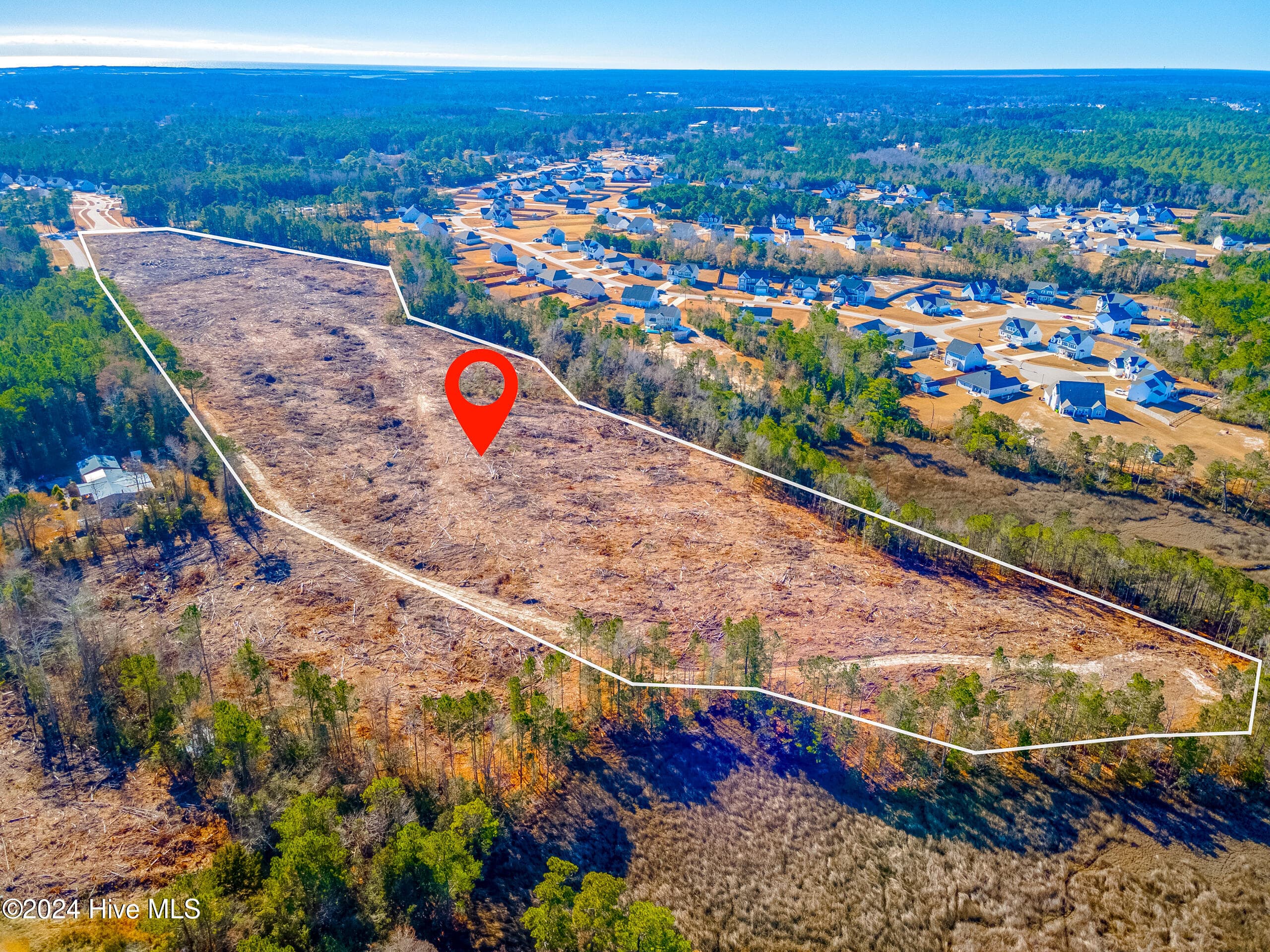 Front of 00 Jumpin Run Road, Hubert, NC 28539