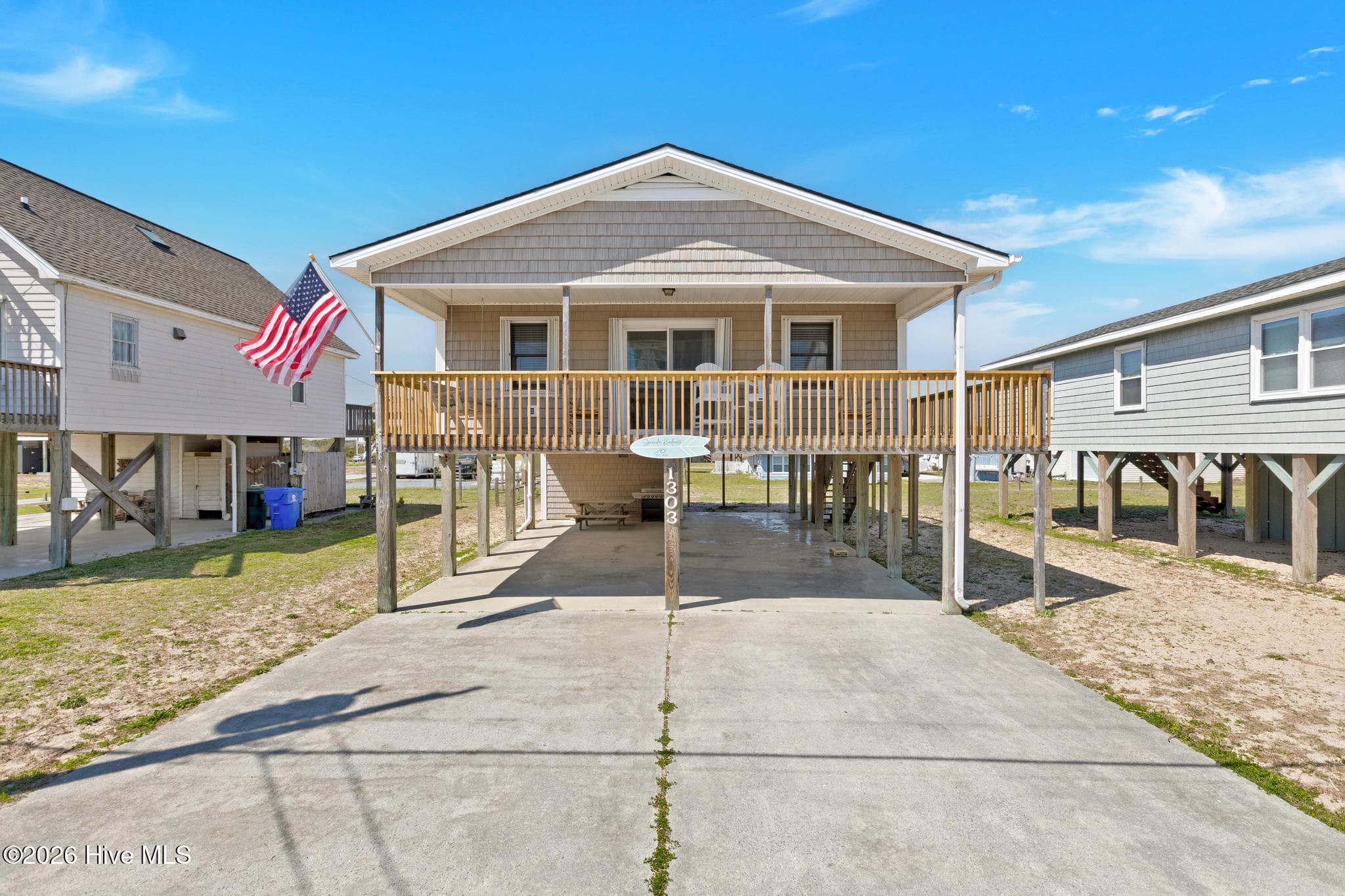Front of 1303 N Topsail Drive, Surf City, NC 28445