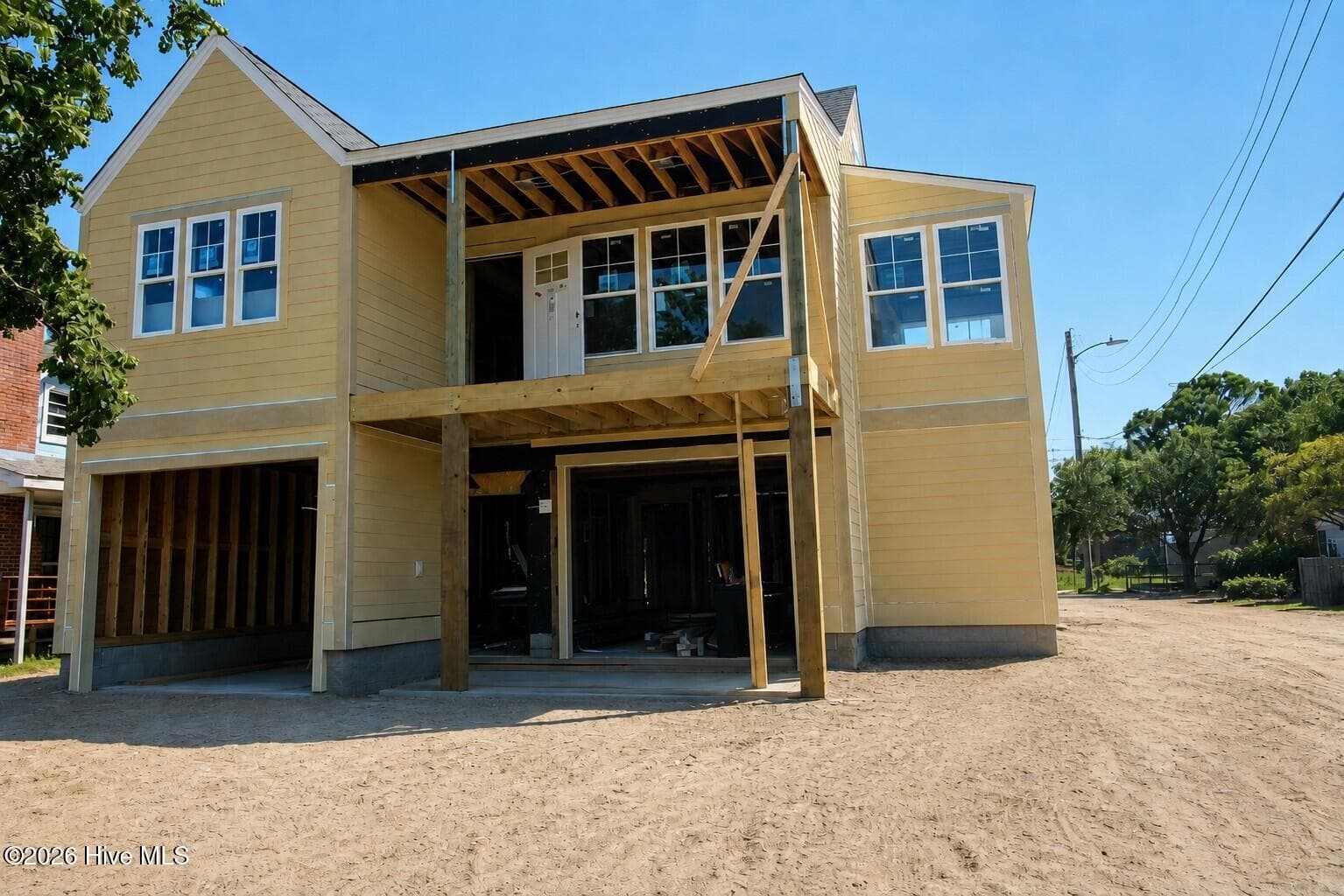 Exterior of 609 Fisher Street, Morehead City, NC 28557