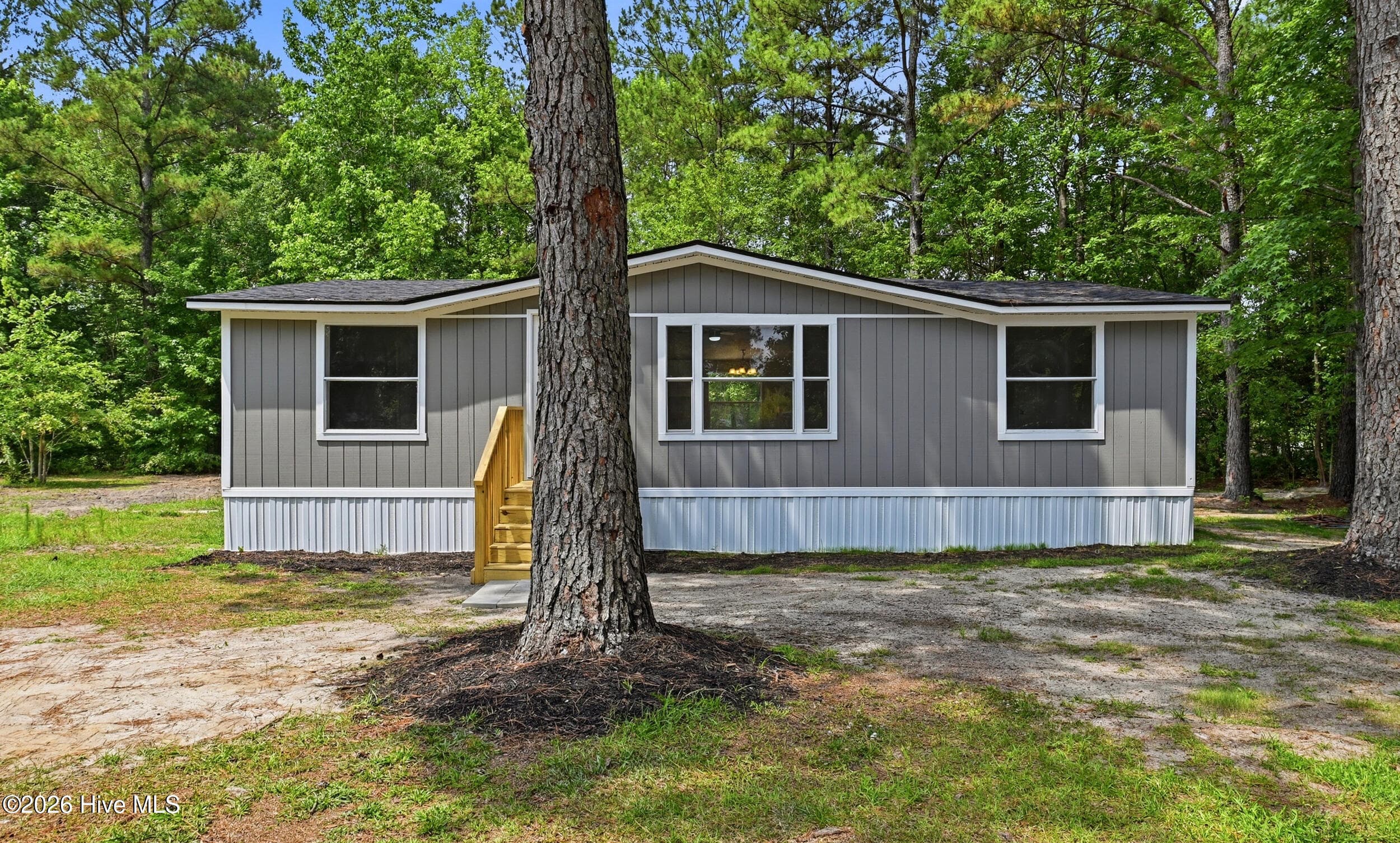 Exterior of 273 Lucilles Place, Burgaw, NC 28425