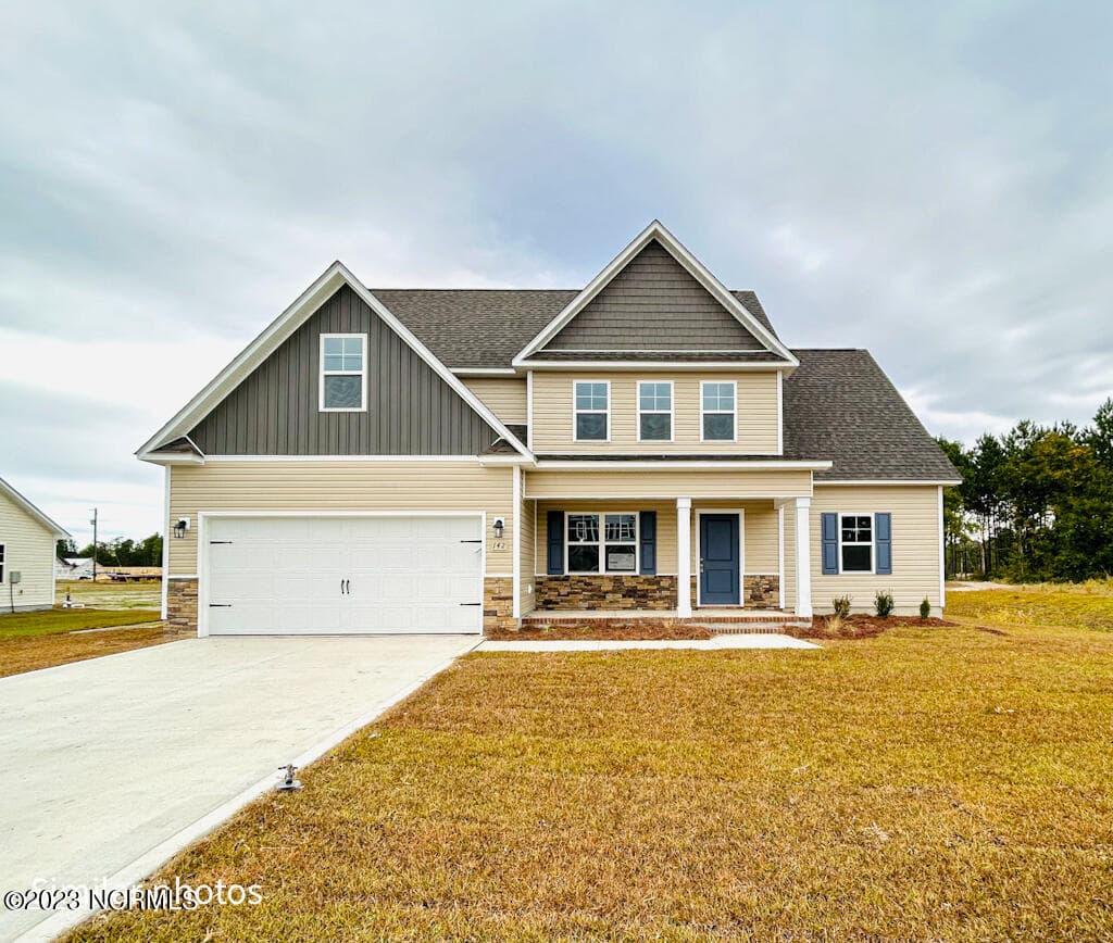Front of 702 N Pebble Branch Court, Holly Ridge, NC 28445