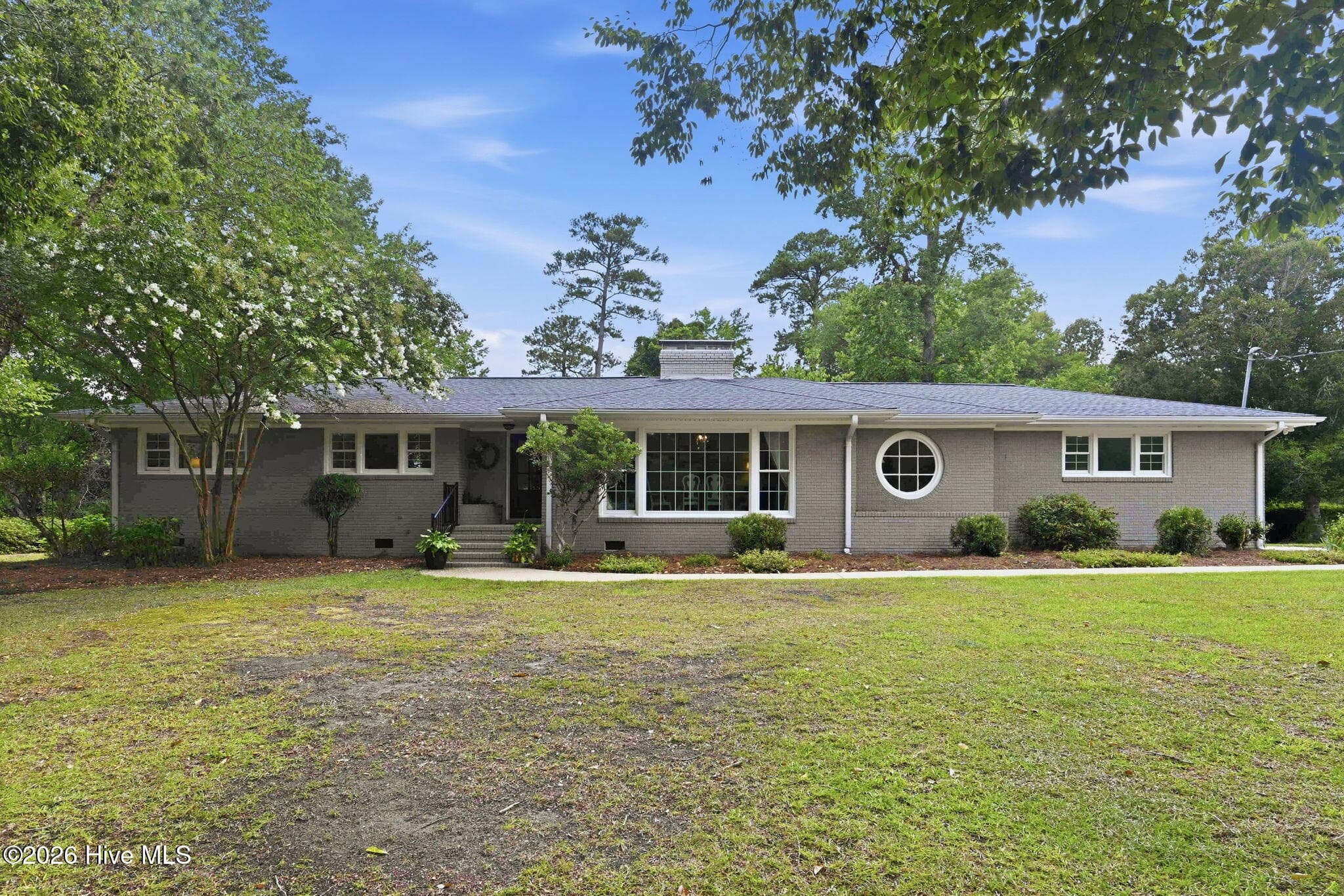 Exterior of 406 Country Club Drive, Jacksonville, NC 28546