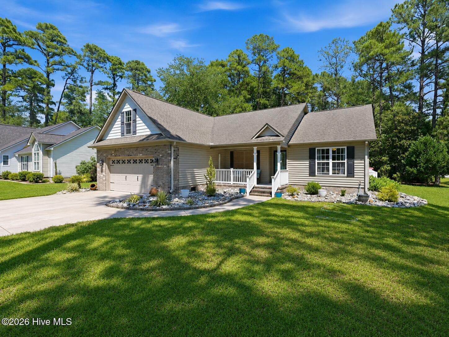 Front of 900 Nautilus Court, New Bern, NC 28560