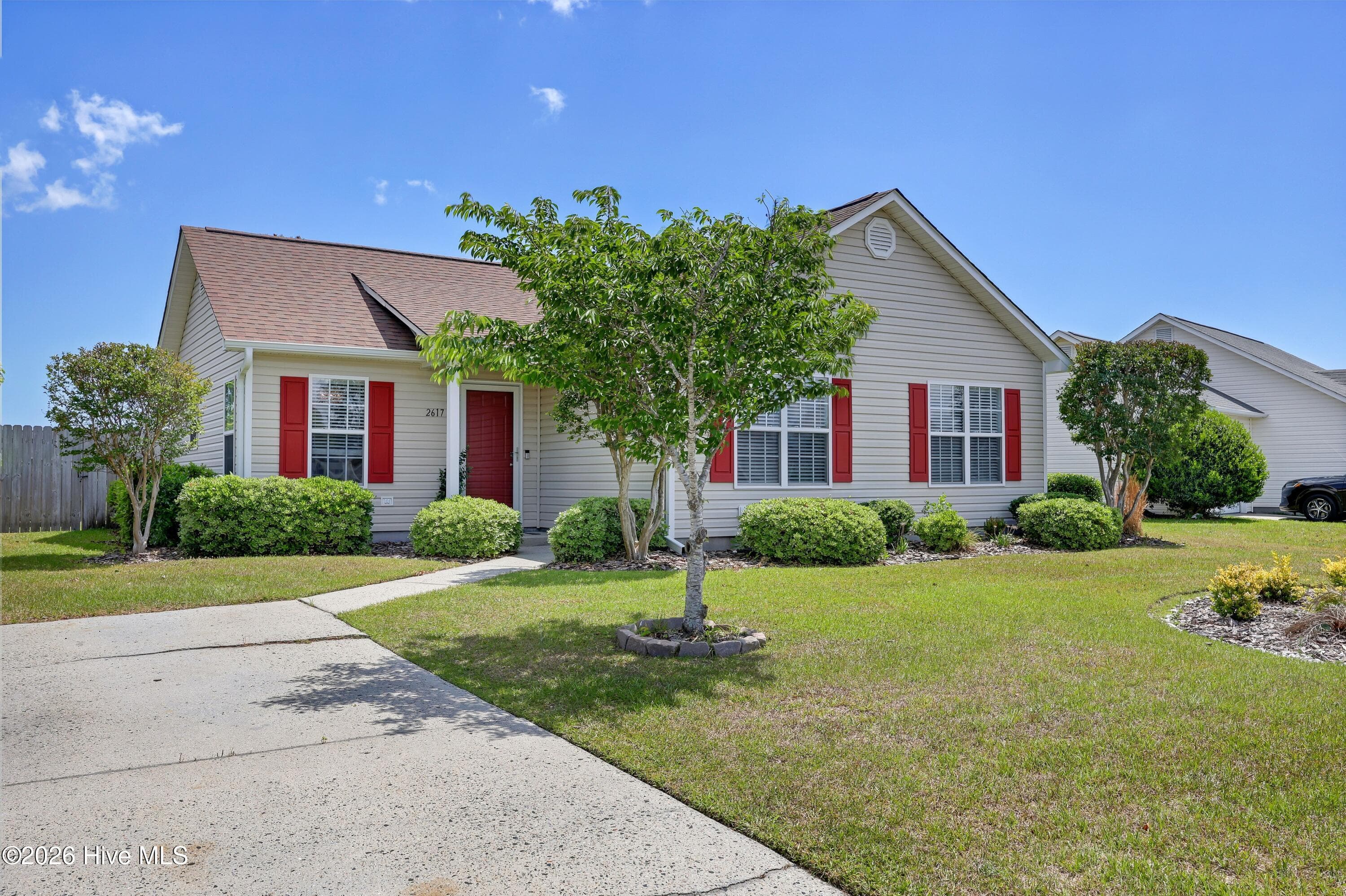 Front of 2617 Ashby Drive, Wilmington, NC 28411