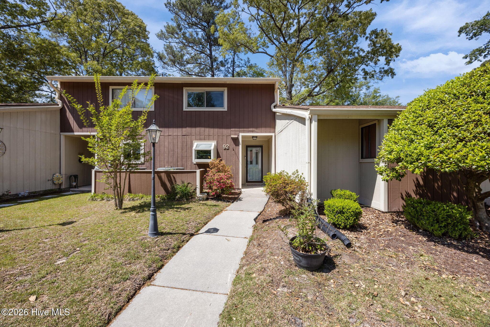 Front of 92 Quarterdeck Townes, New Bern, NC 28562
