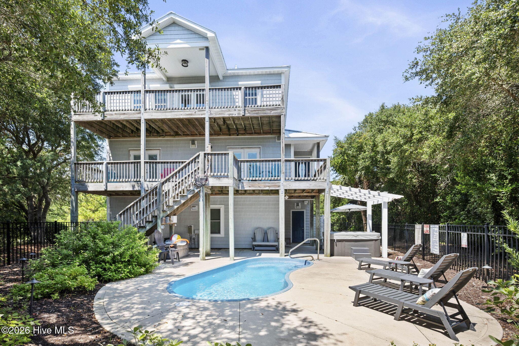 Front of 104 Wiley Court, Emerald Isle, NC 28594
