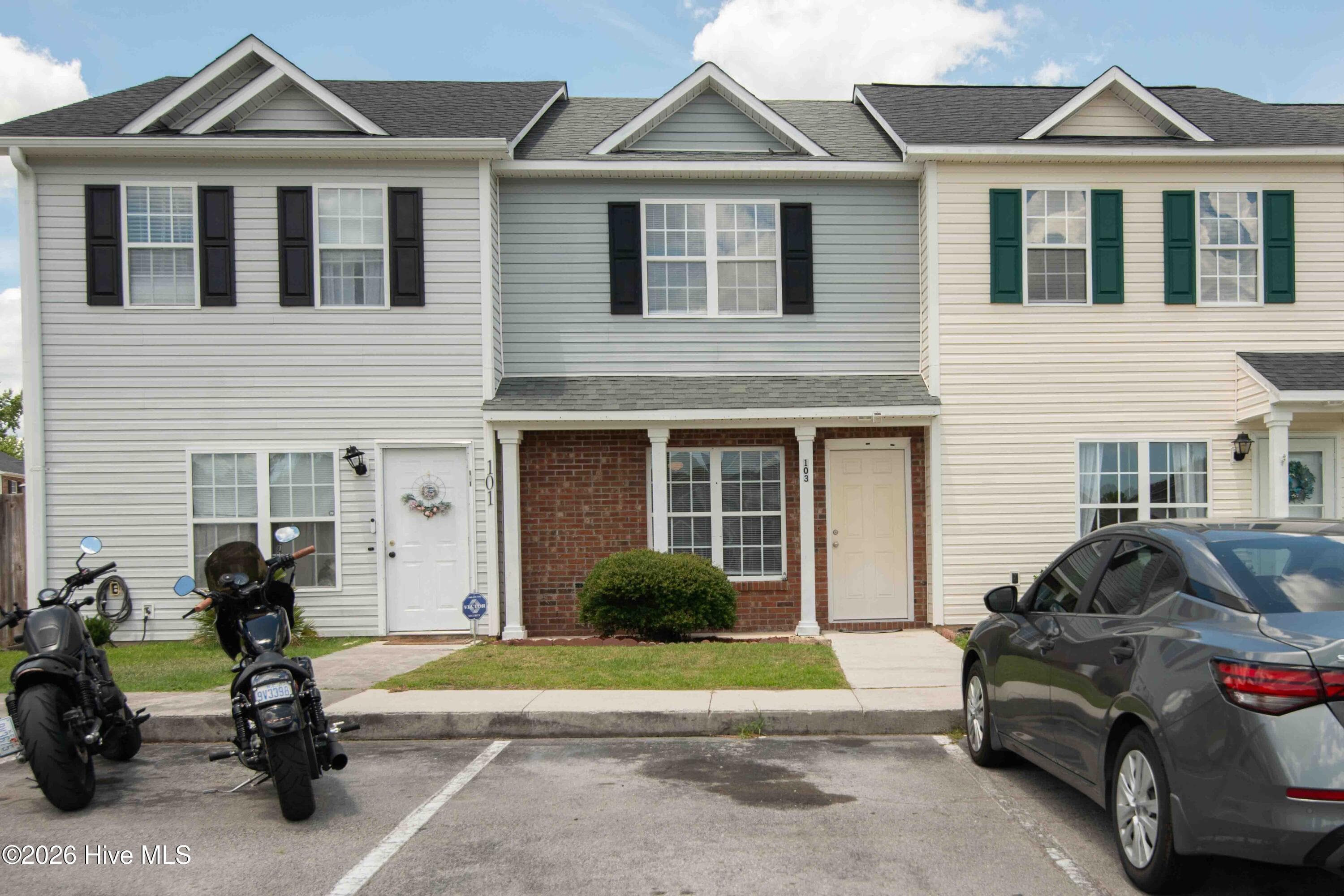 Exterior of 103 Fairwood Court, Jacksonville, NC 28546