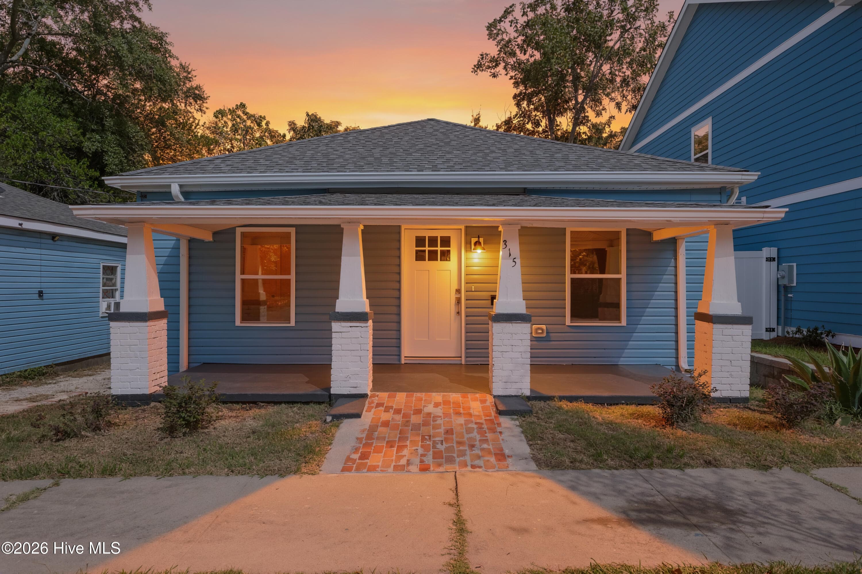 Front of 315 Meares Street, Wilmington, NC 28401