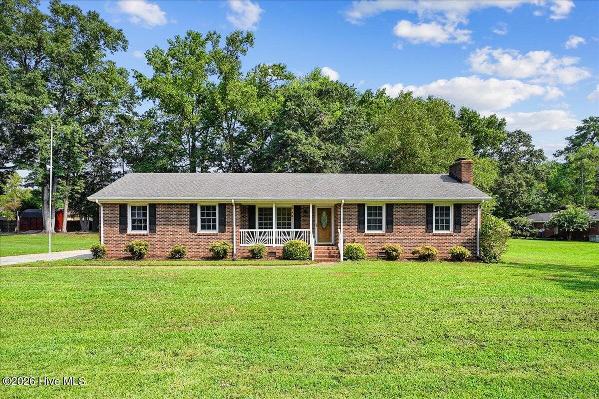 Front of 2430 Forrest Drive, Kinston, NC 28504