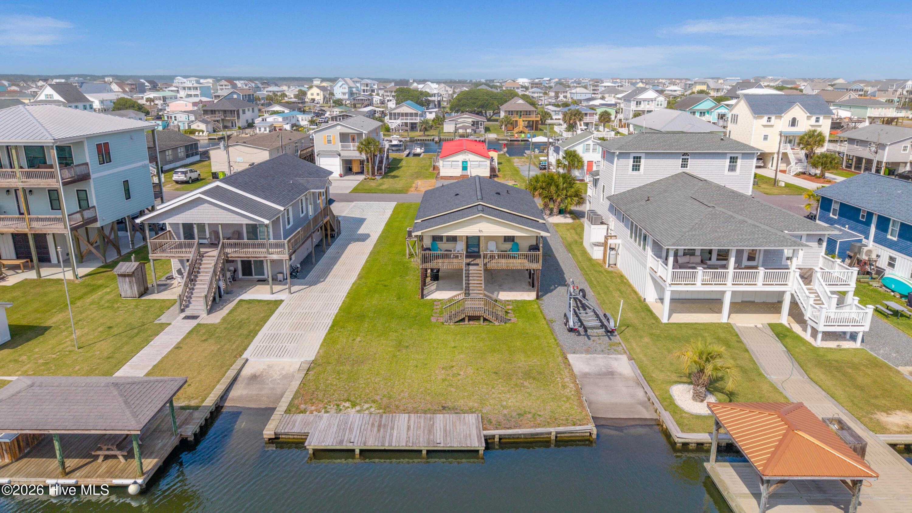 Front of 3031 3rd Street, Surf City, NC 28445