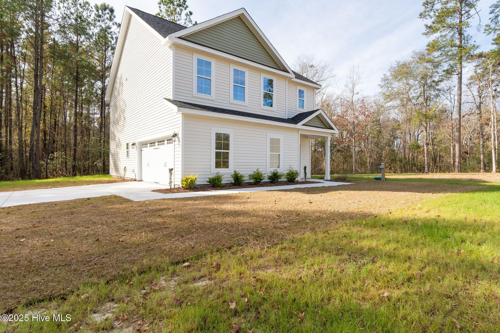 Front of 211 Brighttown Road, Maysville, NC 28555