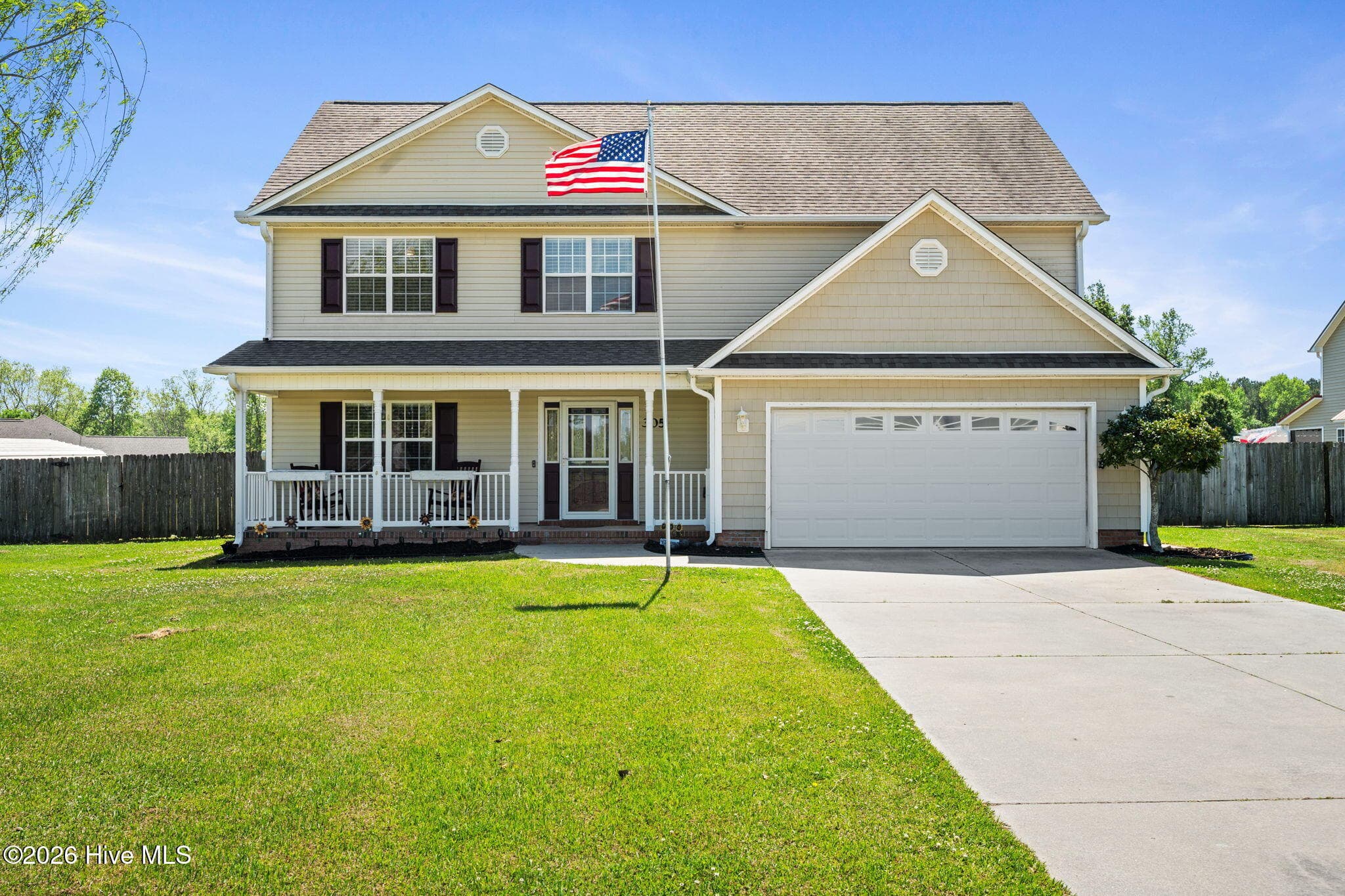 Exterior of 305 W Howard Drive, Jacksonville, NC 28540