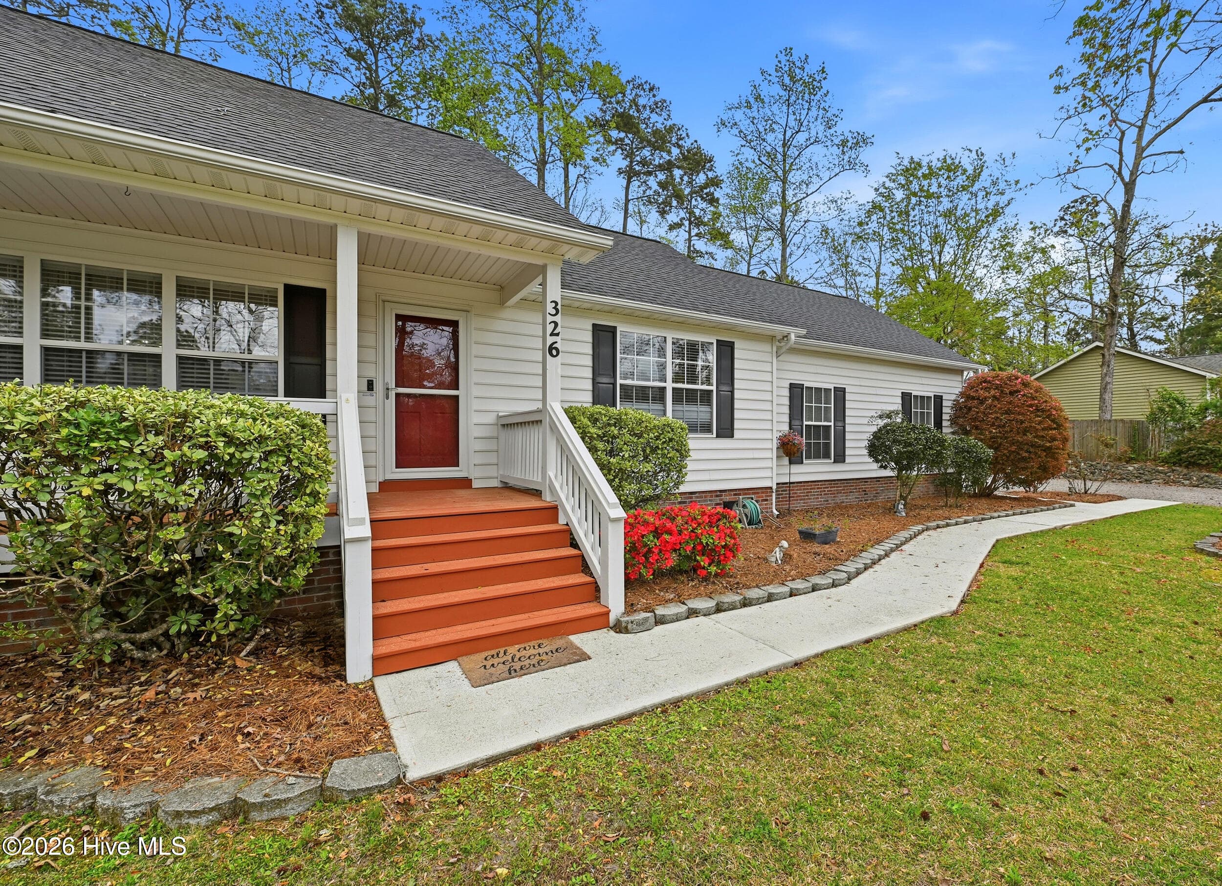 Front of 326 Knollwood Drive, Hampstead, NC 28443
