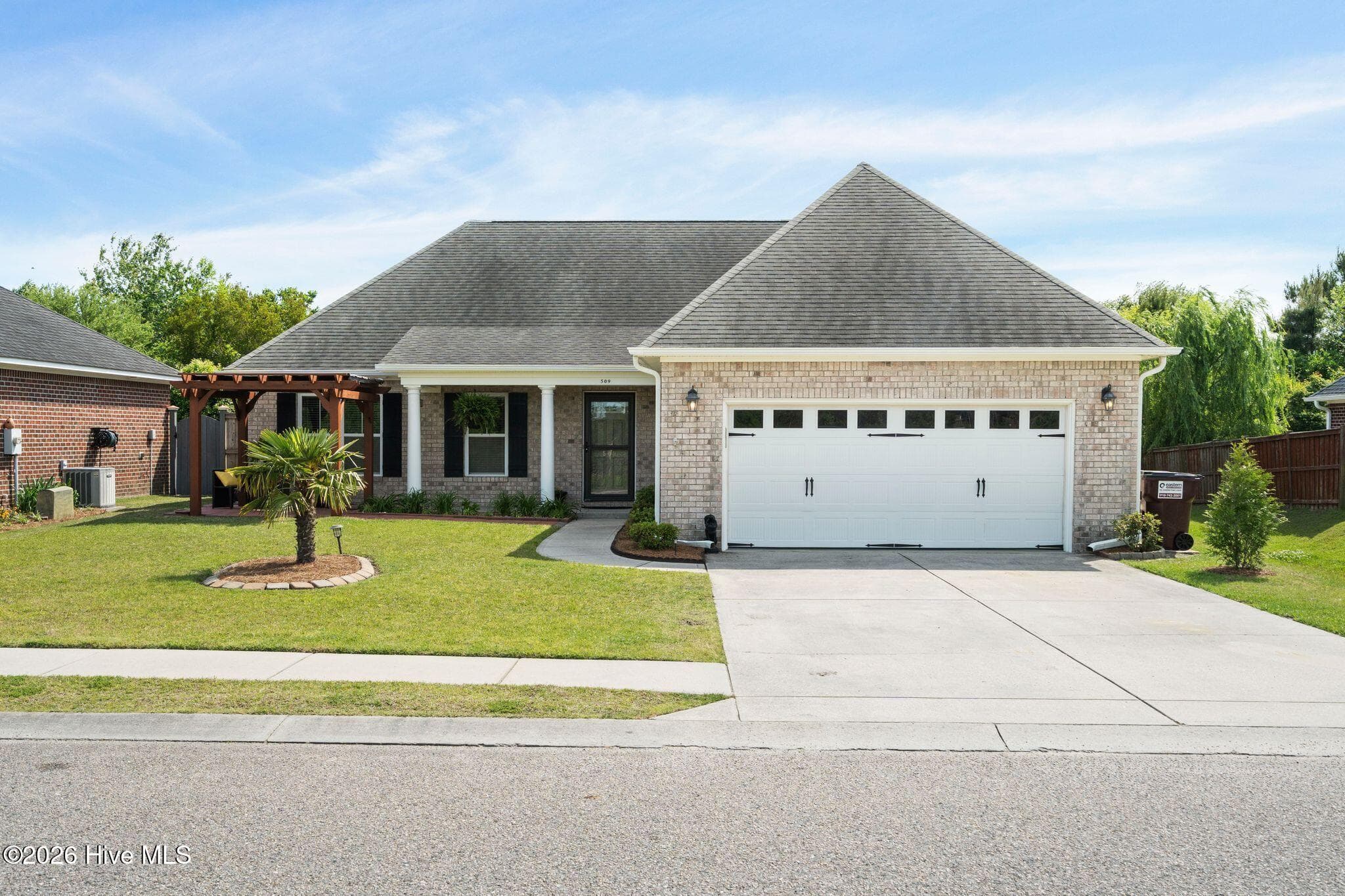 Front of 509 Flagler Drive, Wilmington, NC 28411