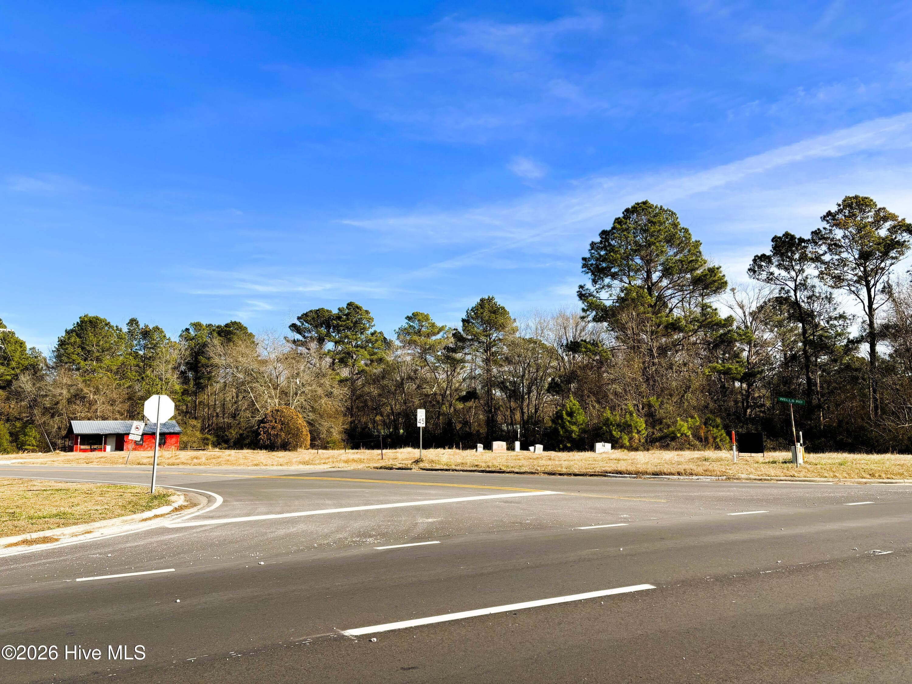 Front of 980 Wells Road, Jacksonville, NC 28540