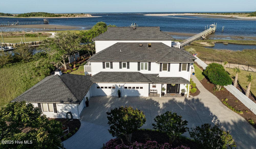 Front of 945 Radnor Road, Wilmington, NC 28409