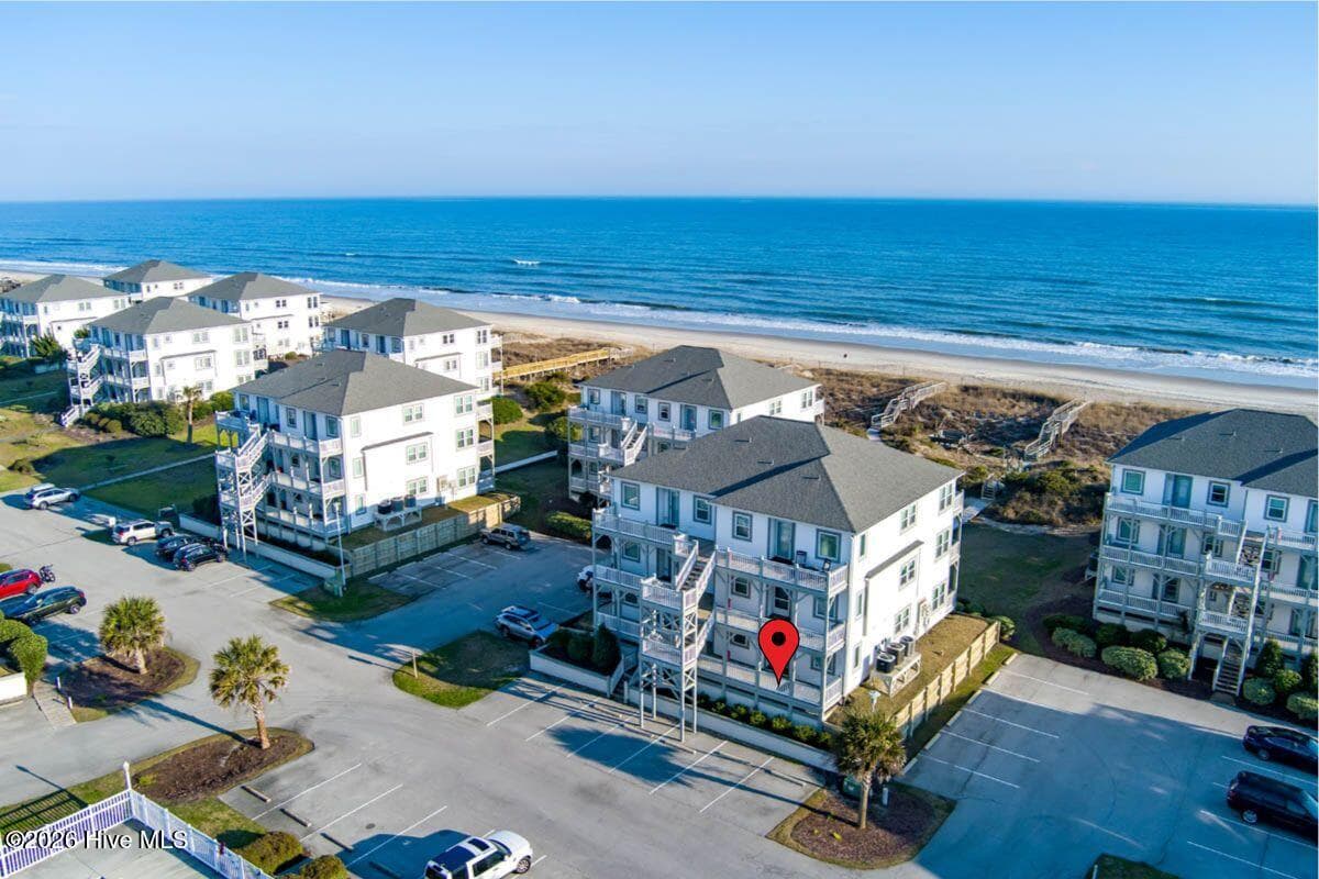 Front of 2909 Pointe West Drive 3b1, Emerald Isle, NC 28594