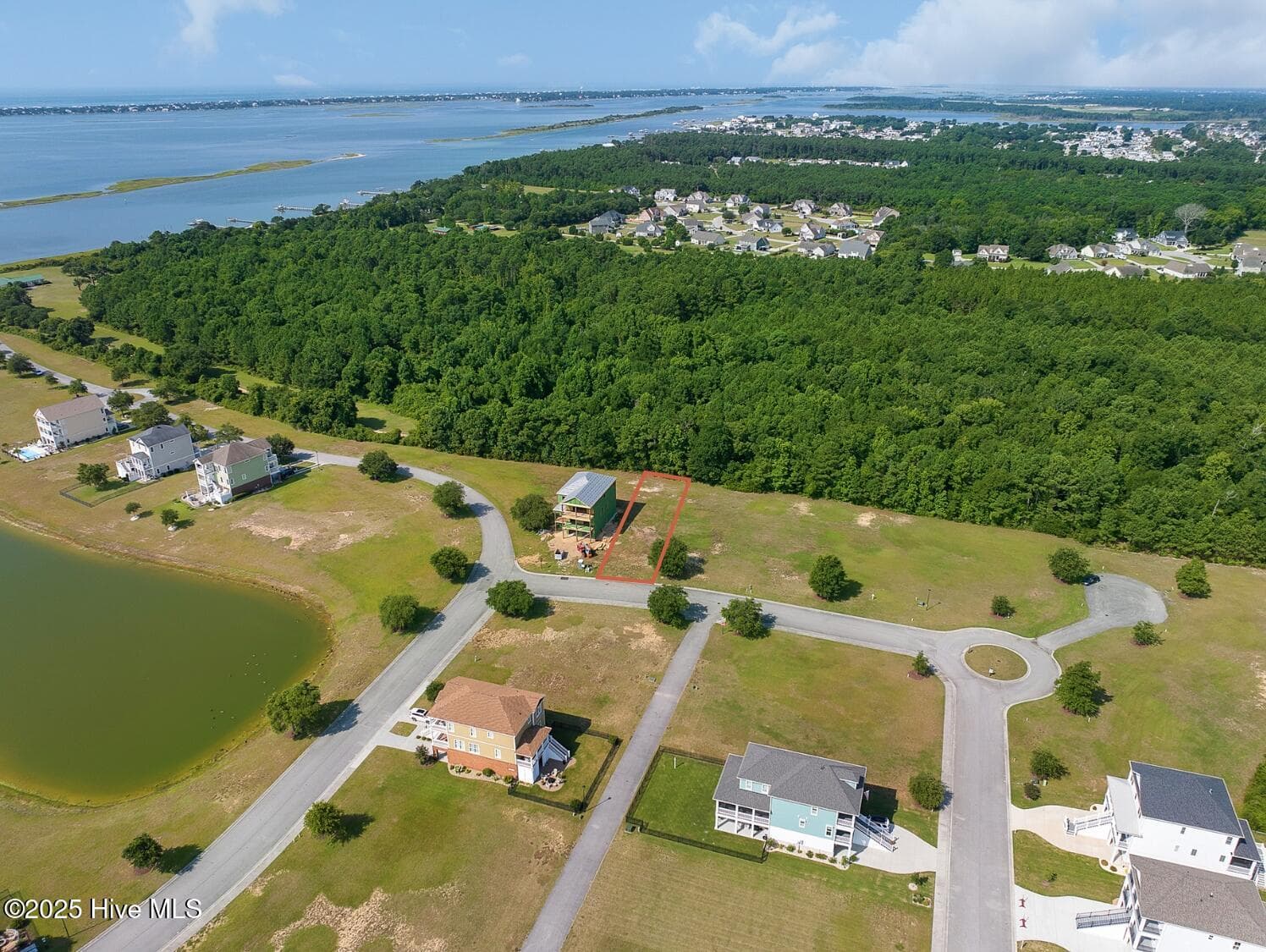 Front of 242 Colleton Square, Newport, NC 28570