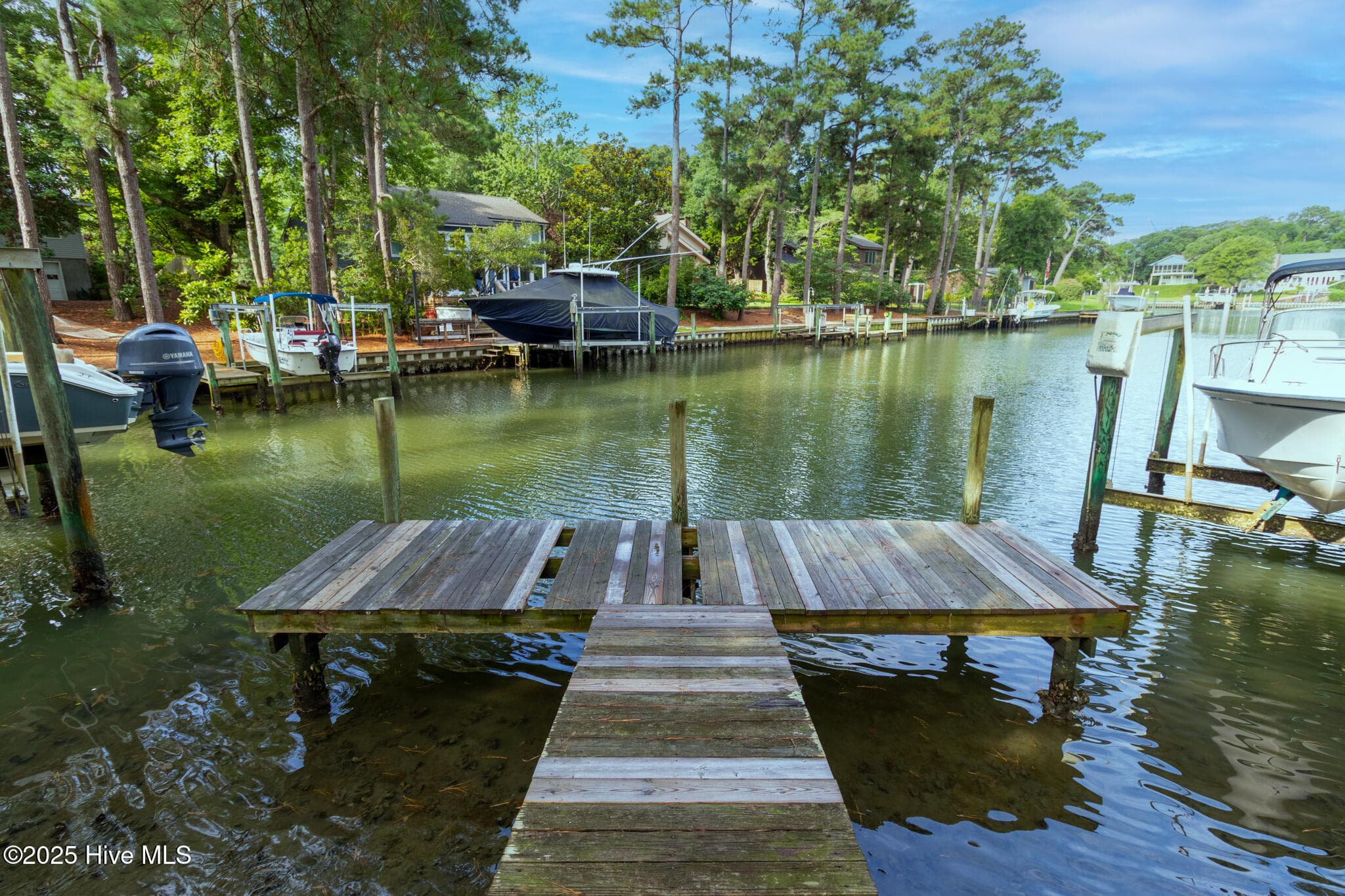 Front of 117 White Ash Drive, Pine Knoll Shores, NC 28512
