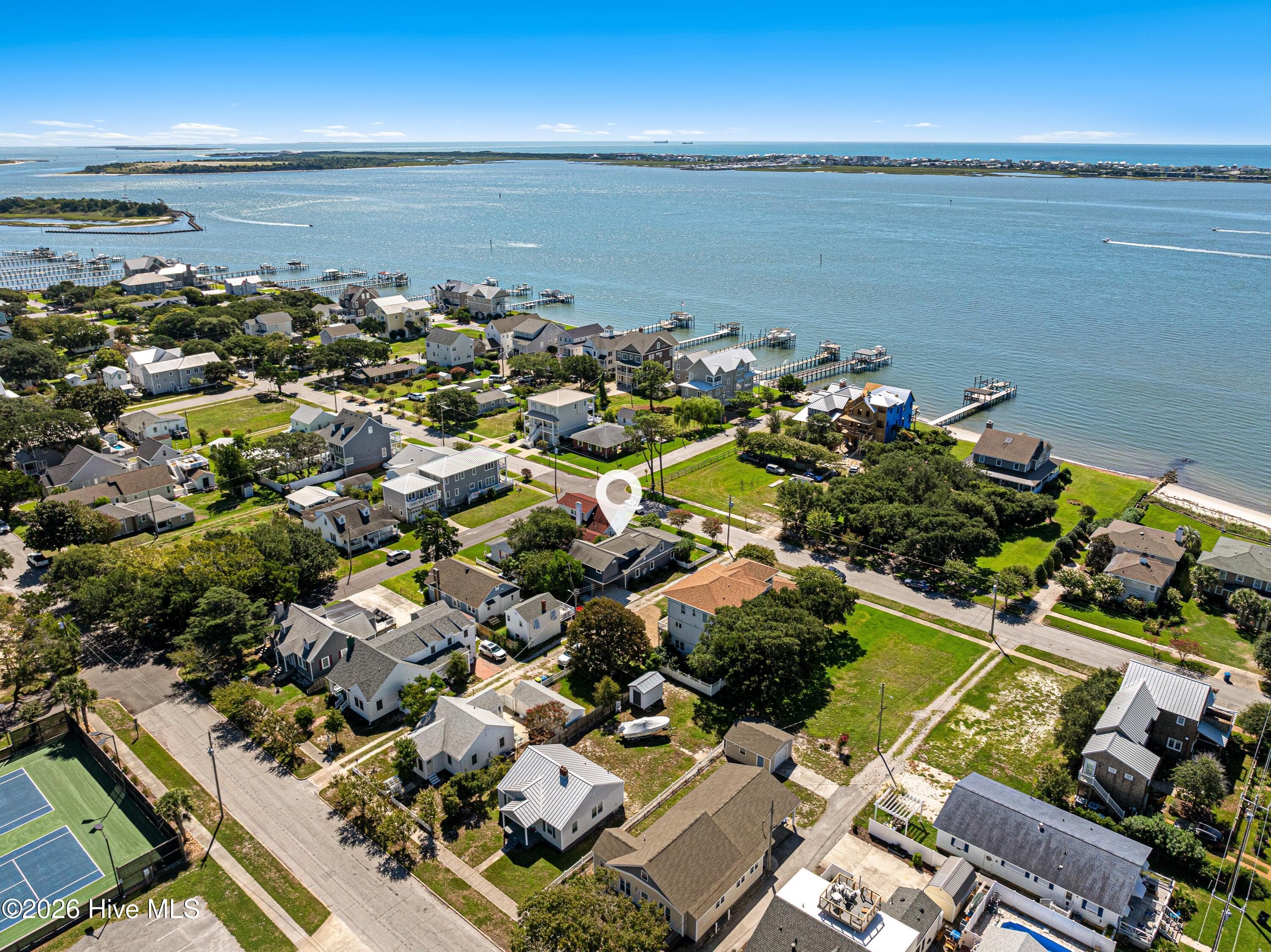 Exterior of 1502 Shackleford Street, Morehead City, NC 28557