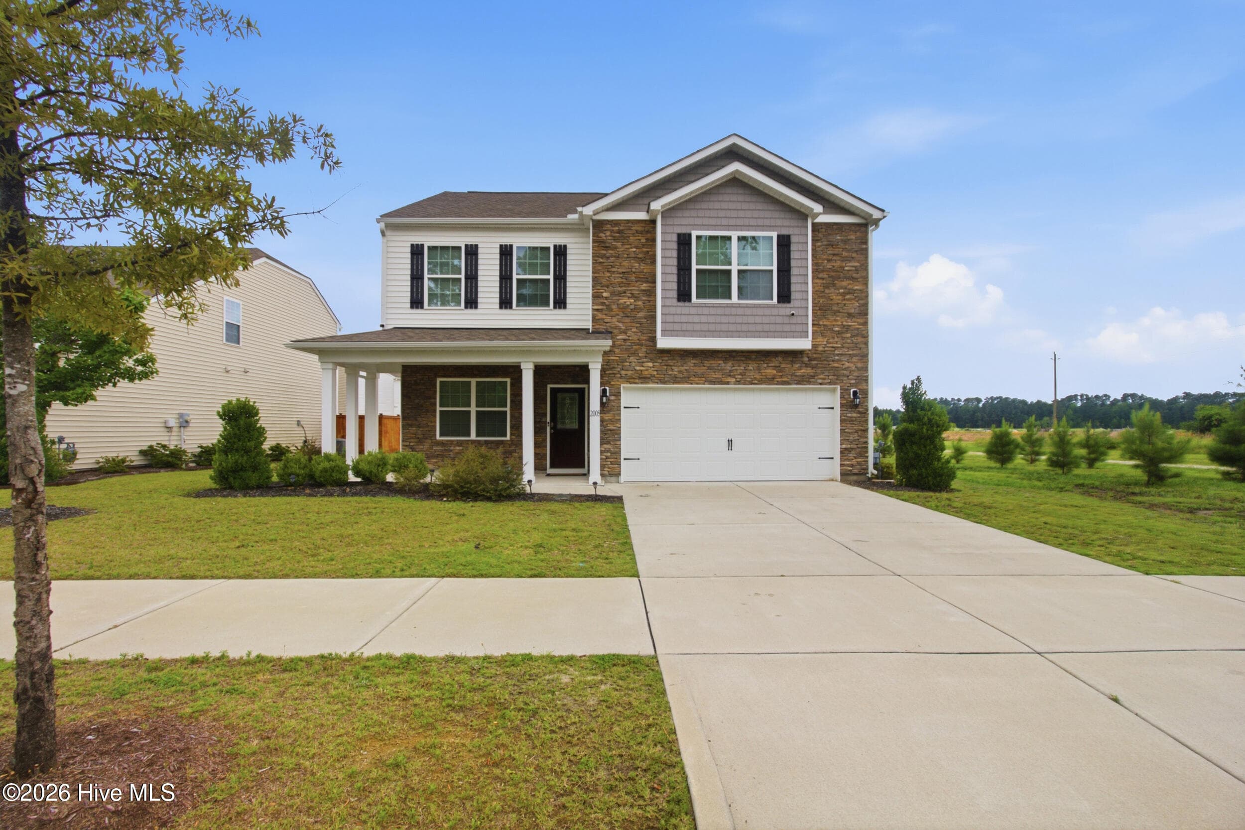 Front of 2005 Chiles Drive, New Bern, NC 28562