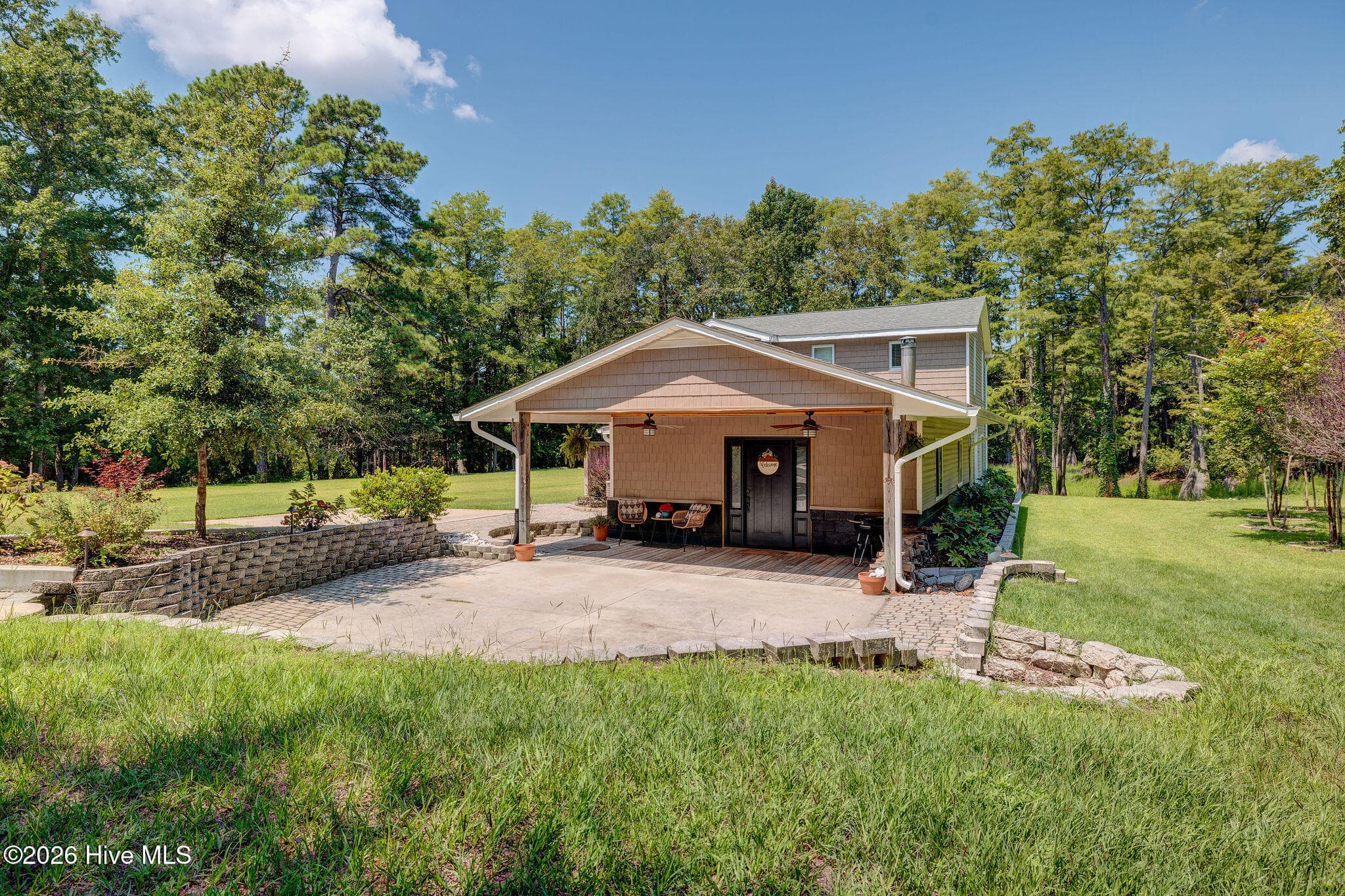 Front of 151 Pansy Lane, Hampstead, NC 28443