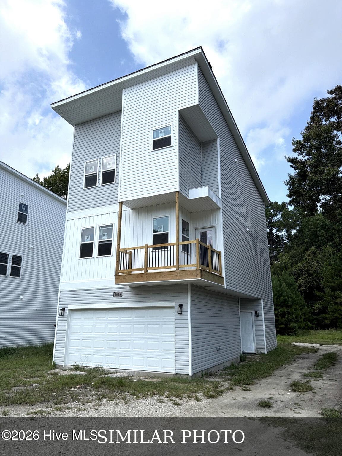 Front of 1619 Hargett Street, Jacksonville, NC 28540