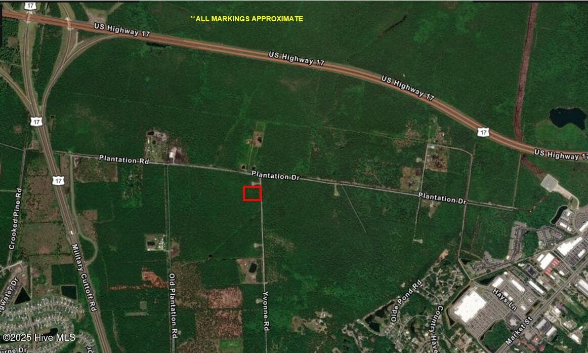 Front of 7456 Plantation Road, Wilmington, NC 28411