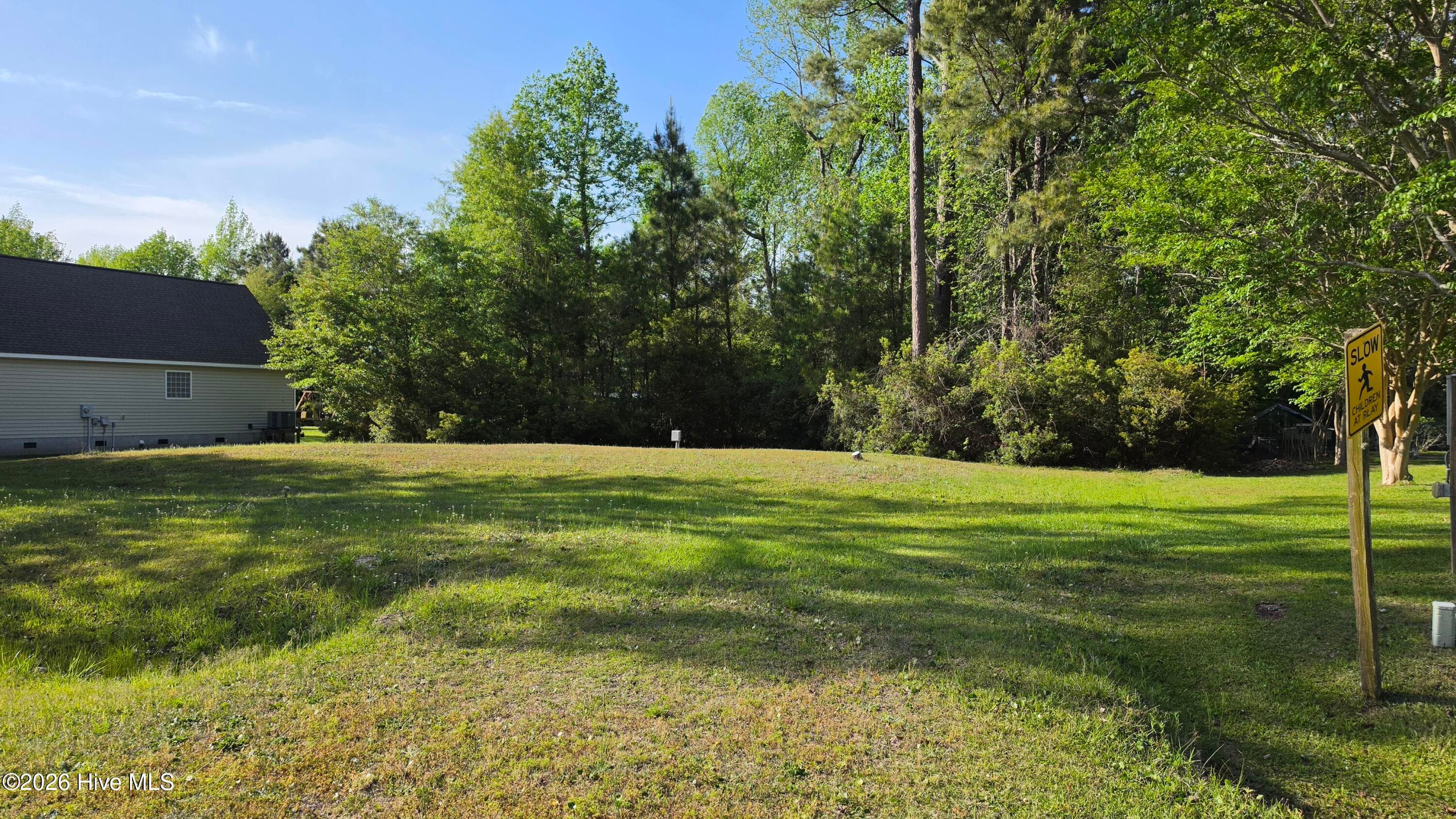 Front of 142 42 N Harbor Drive, Beaufort, NC 28516