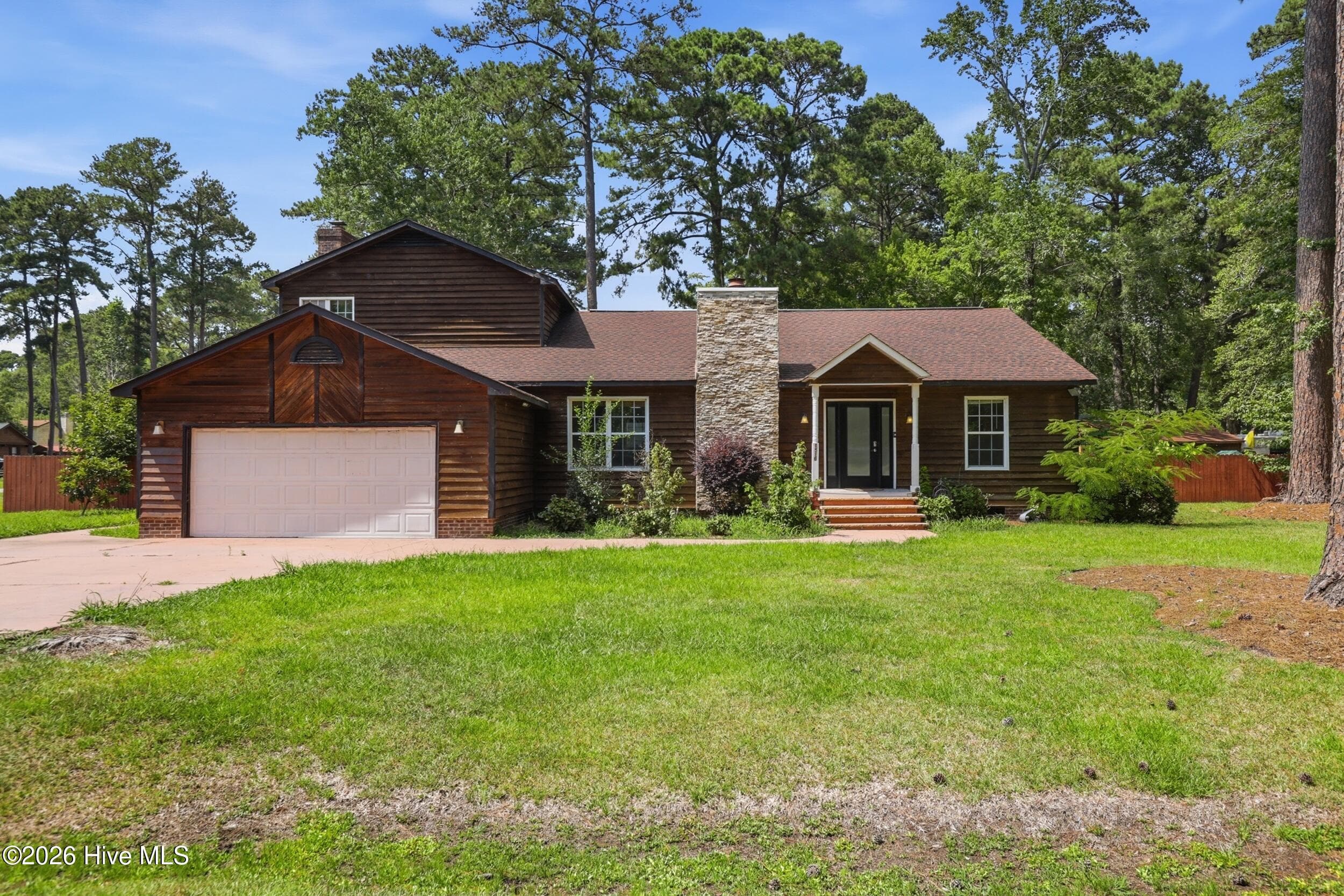 Front of 1516 Candlewick Drive, Greenville, NC 27834