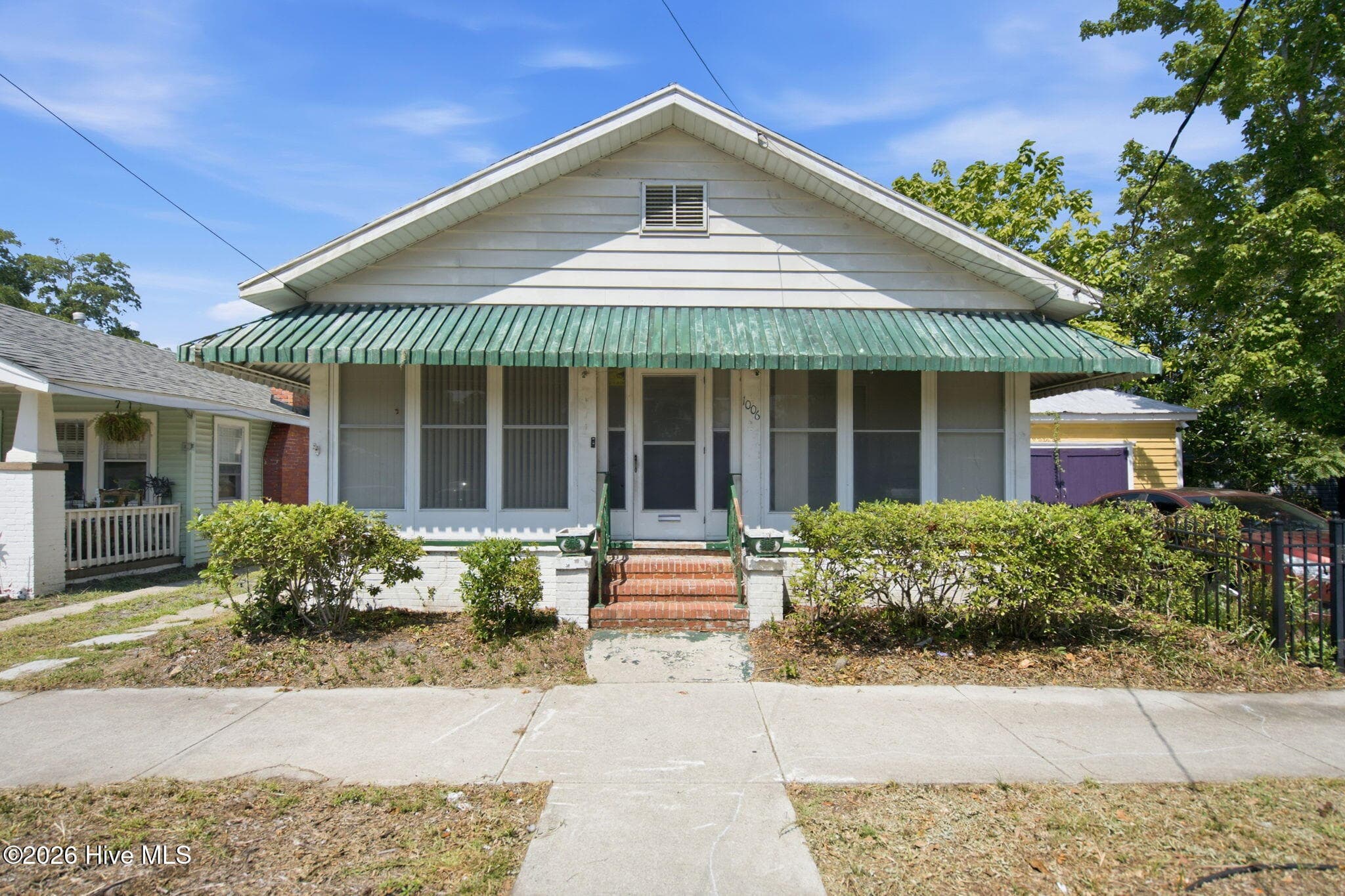 Front of 1006 S 5th Avenue, Wilmington, NC 28401