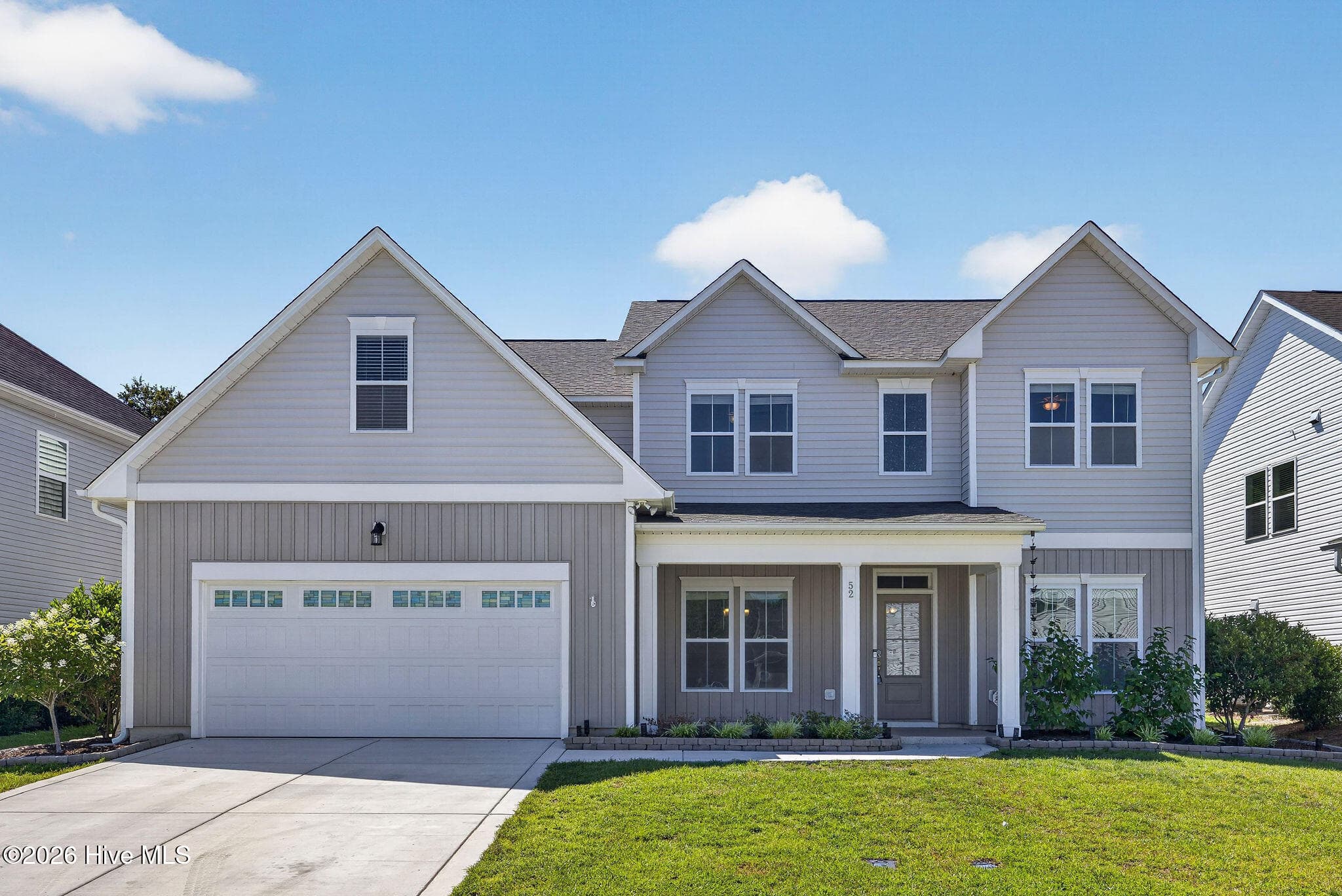 Front of 52 Violetear Ridge, Hampstead, NC 28443