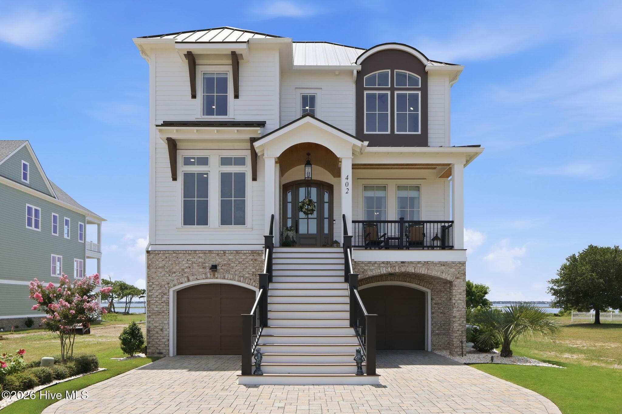 Front of 402 Kensington Place, Newport, NC 28570