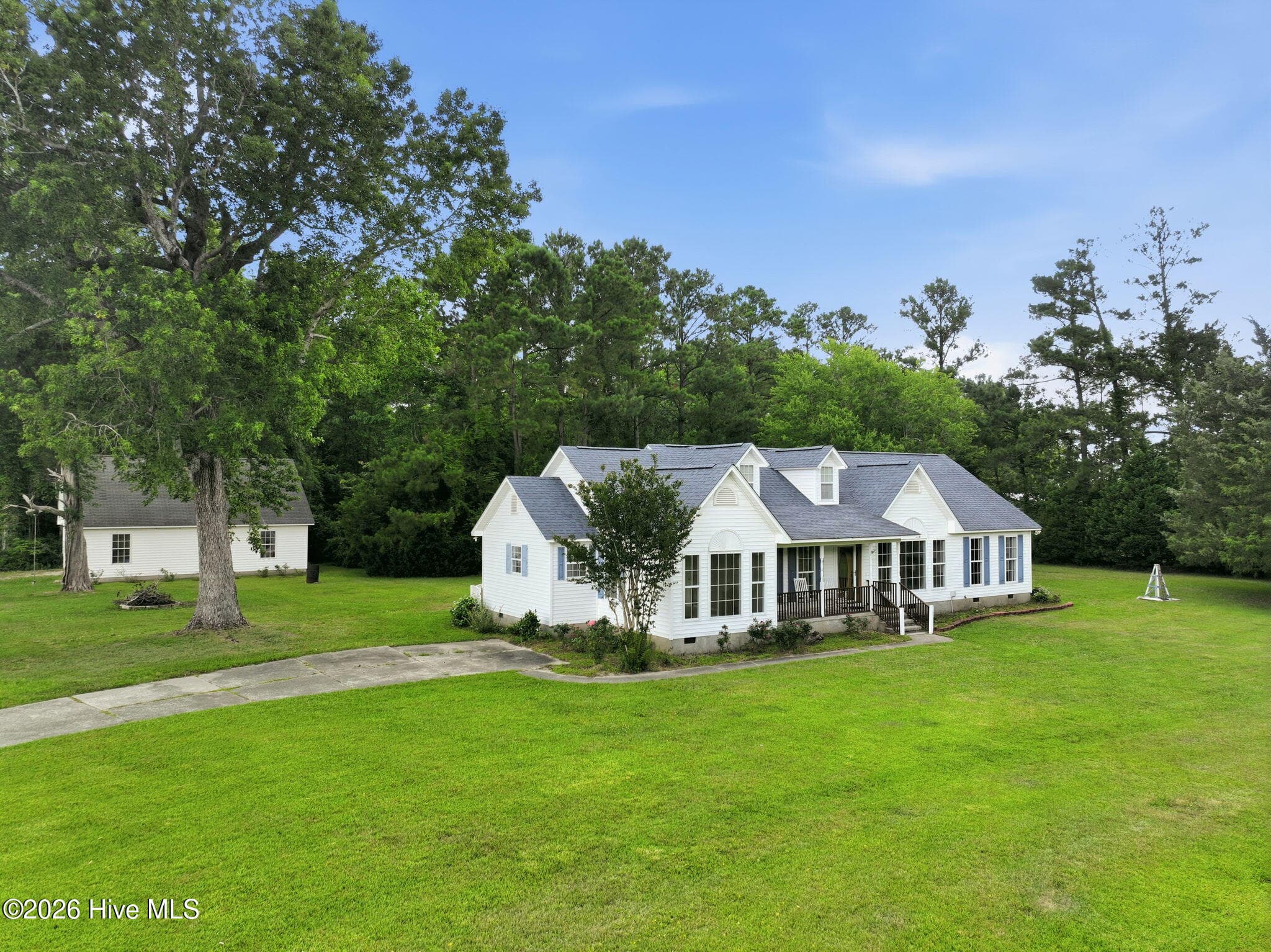 Front of 225 Godfrey Boulevard, Havelock, NC 28532