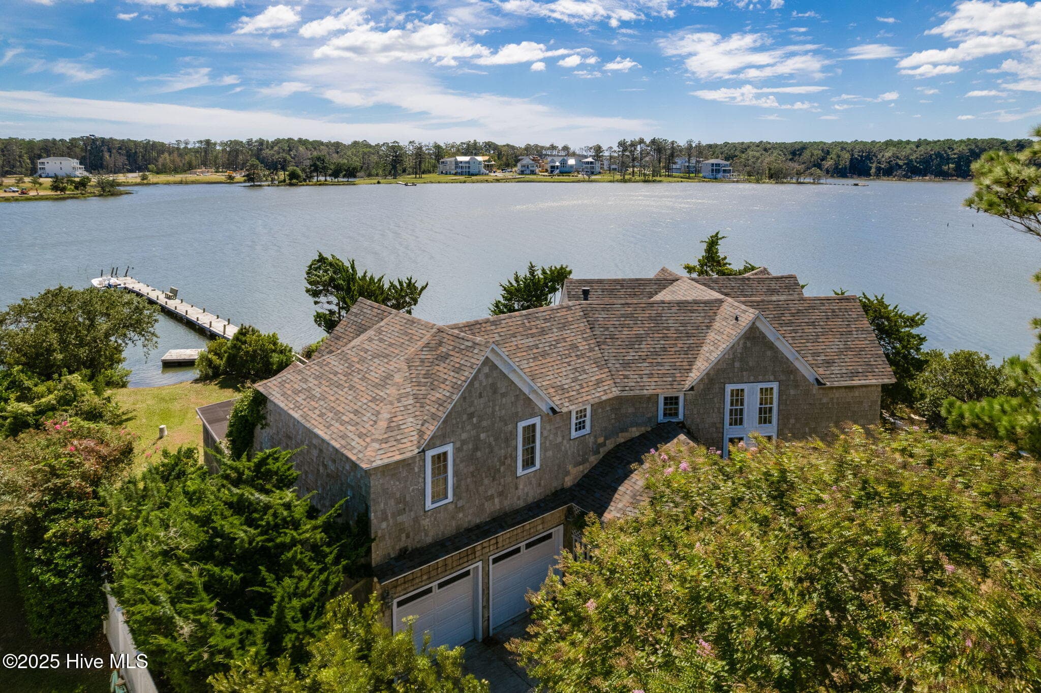 Exterior of 102 Gibbs Circle, Beaufort, NC 28516