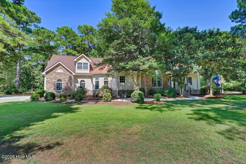 Exterior of 107 S Grist Mill Road, Hampstead, NC 28443