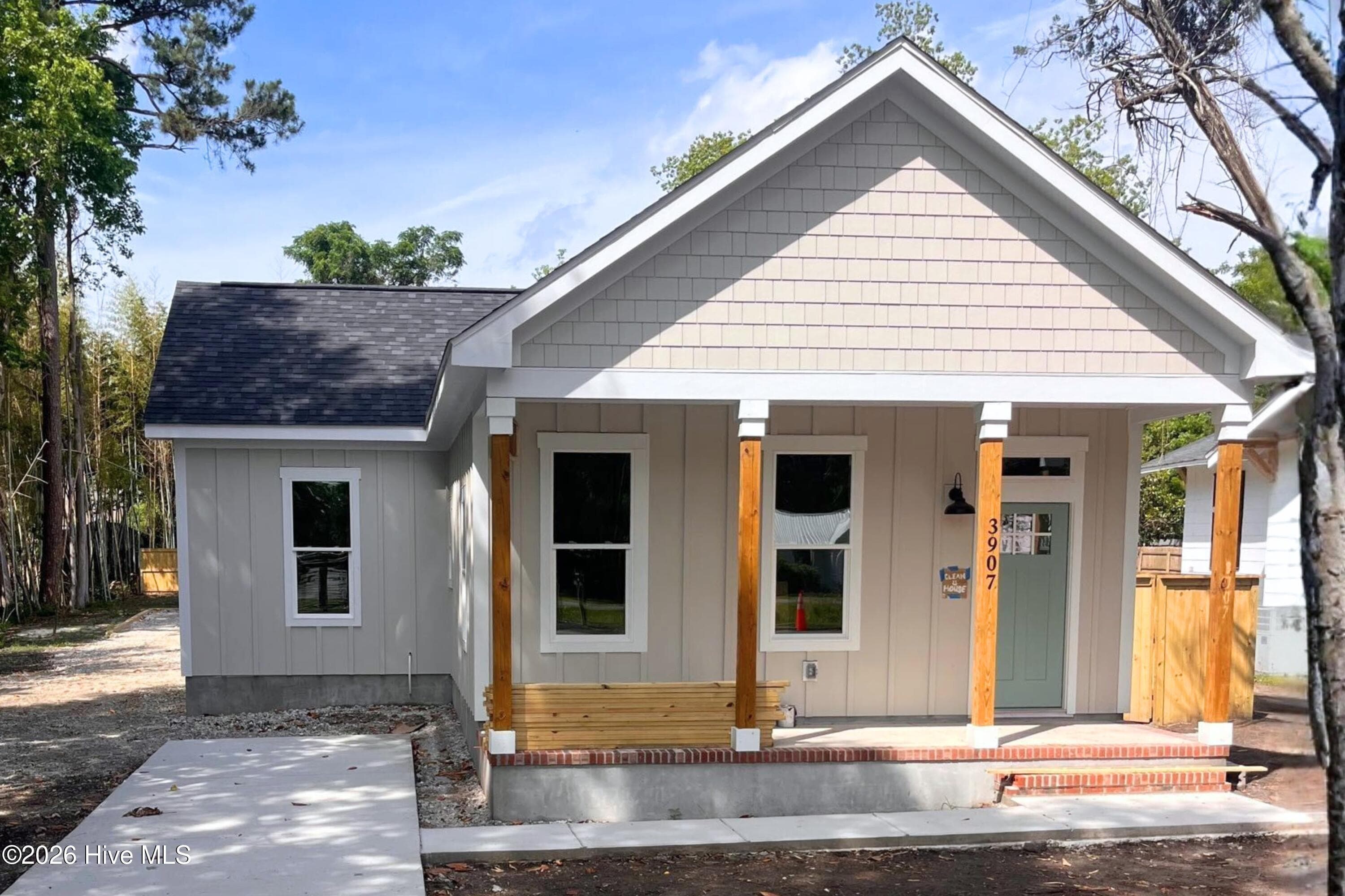 Front of 3907 Park Avenue, Wilmington, NC 28403