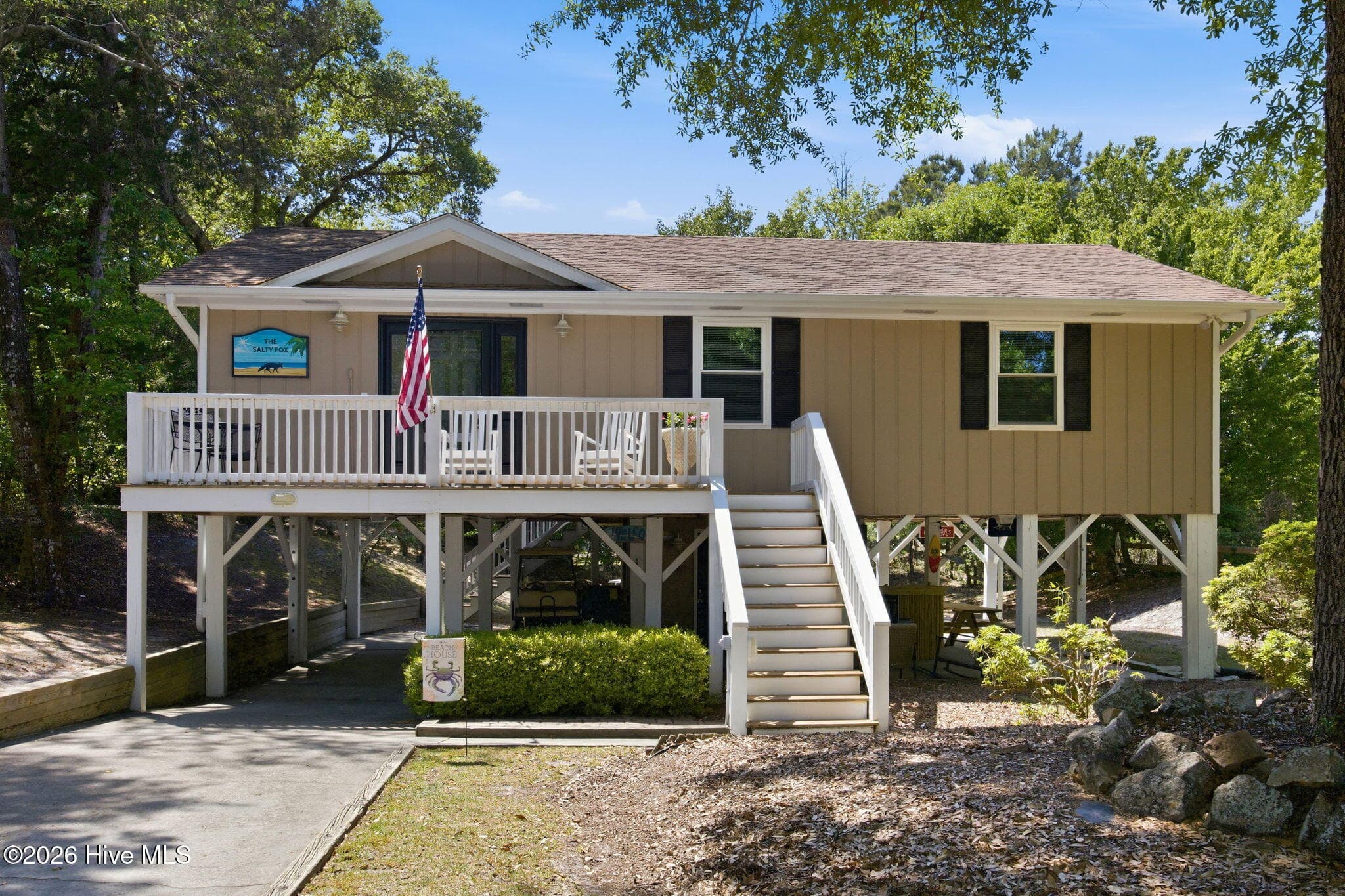 Front of 137 Doe Drive, Emerald Isle, NC 28594