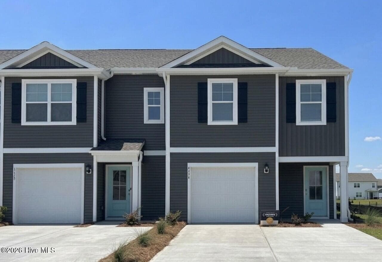 Front of 4326 Majesty Drive Unit 353, Castle Hayne, NC 28429