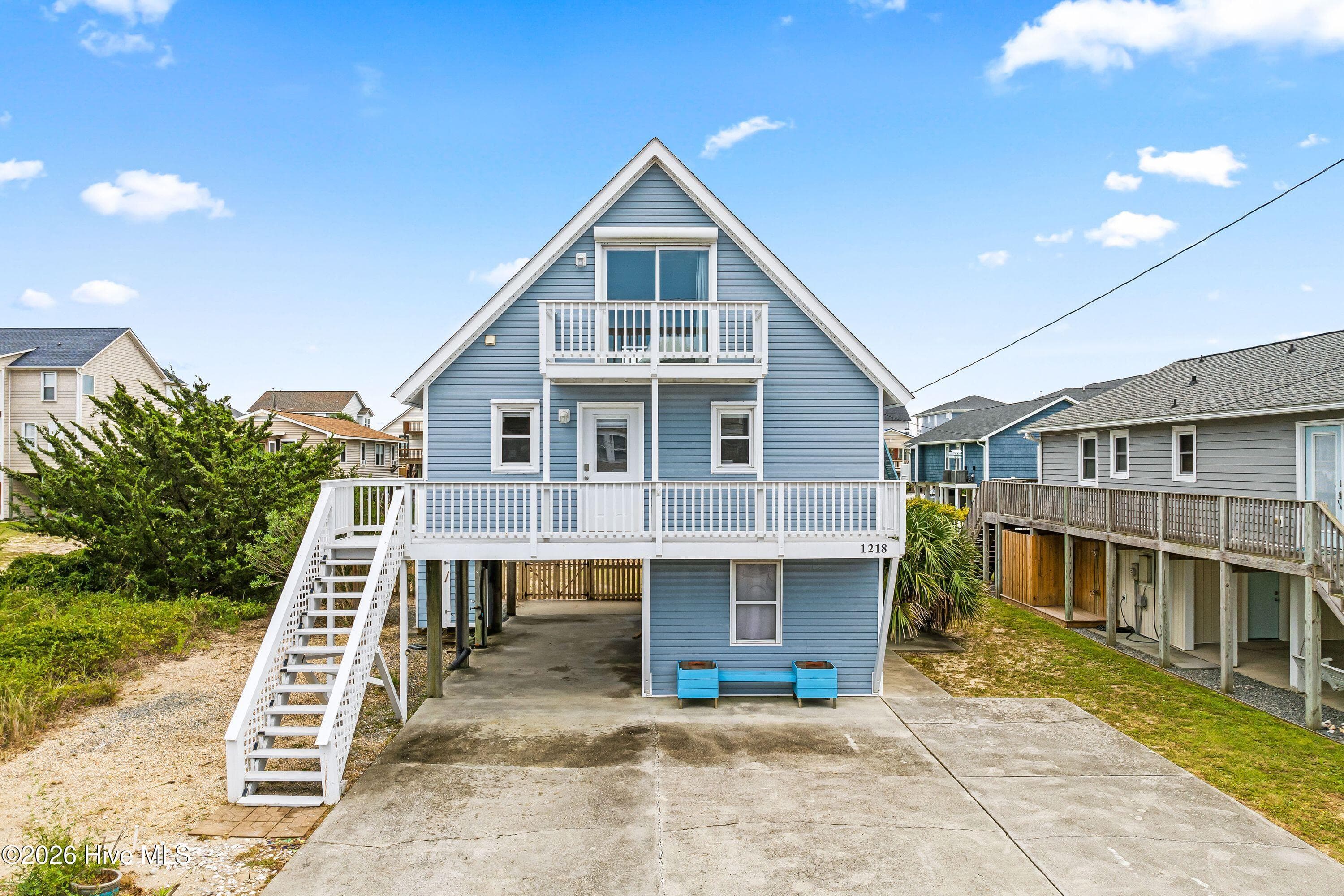 Exterior of 1218 N New River Drive, Surf City, NC 28445