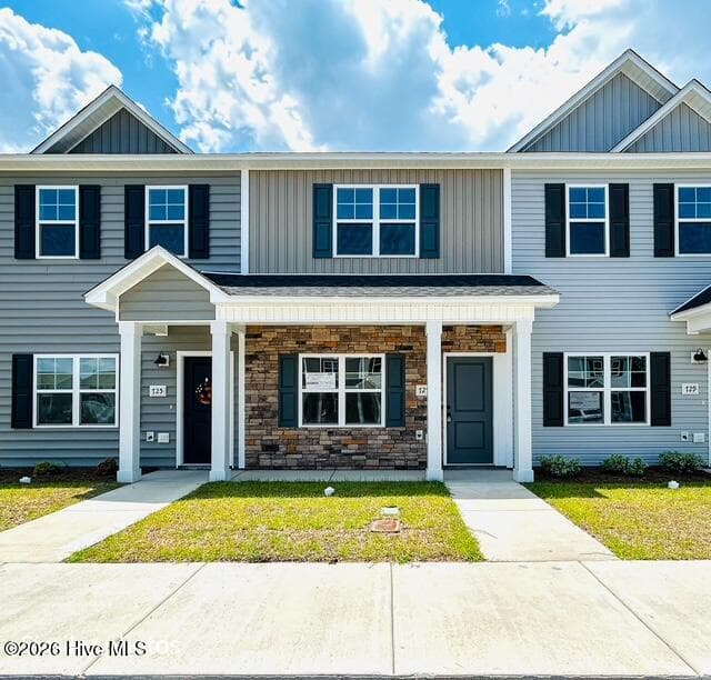 Exterior of 727 Cross Bridge Way, Sneads Ferry, NC 28460