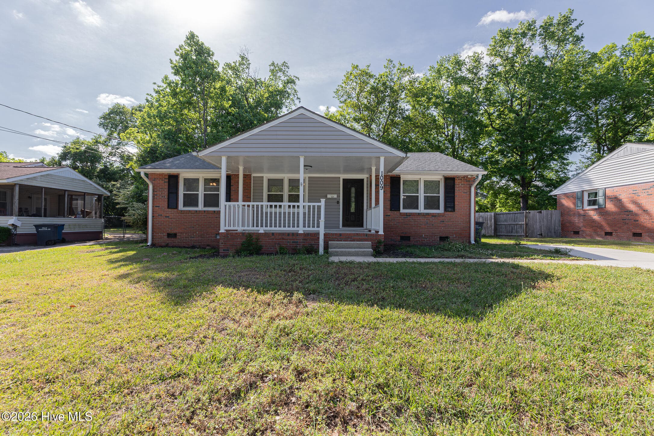 Front of 1009 River Street, Jacksonville, NC 28540